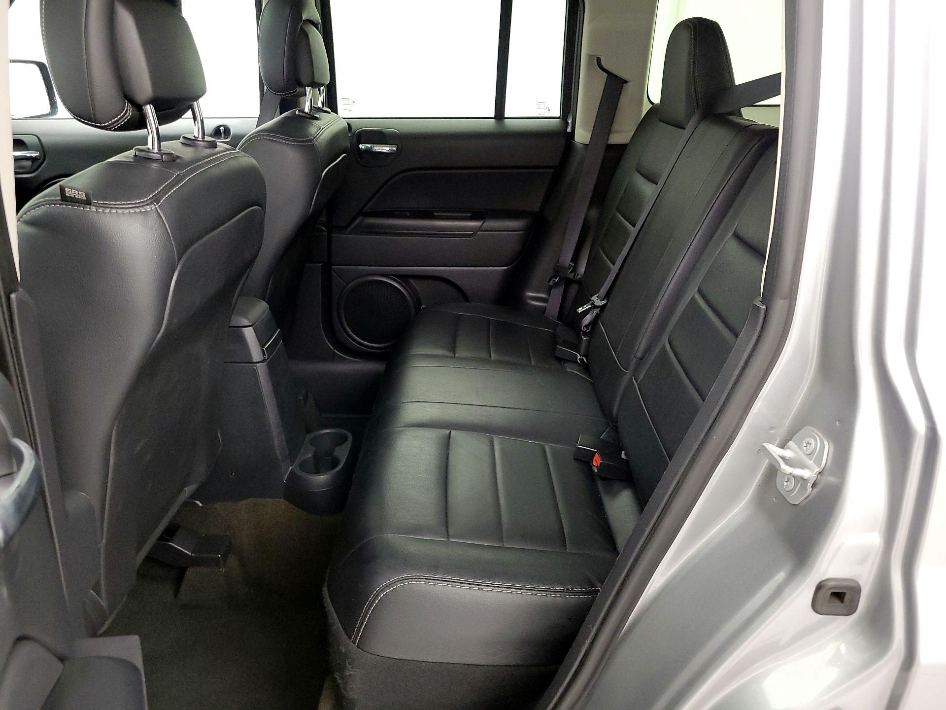 Thumbnail: 2016 Jeep Patriot - 18