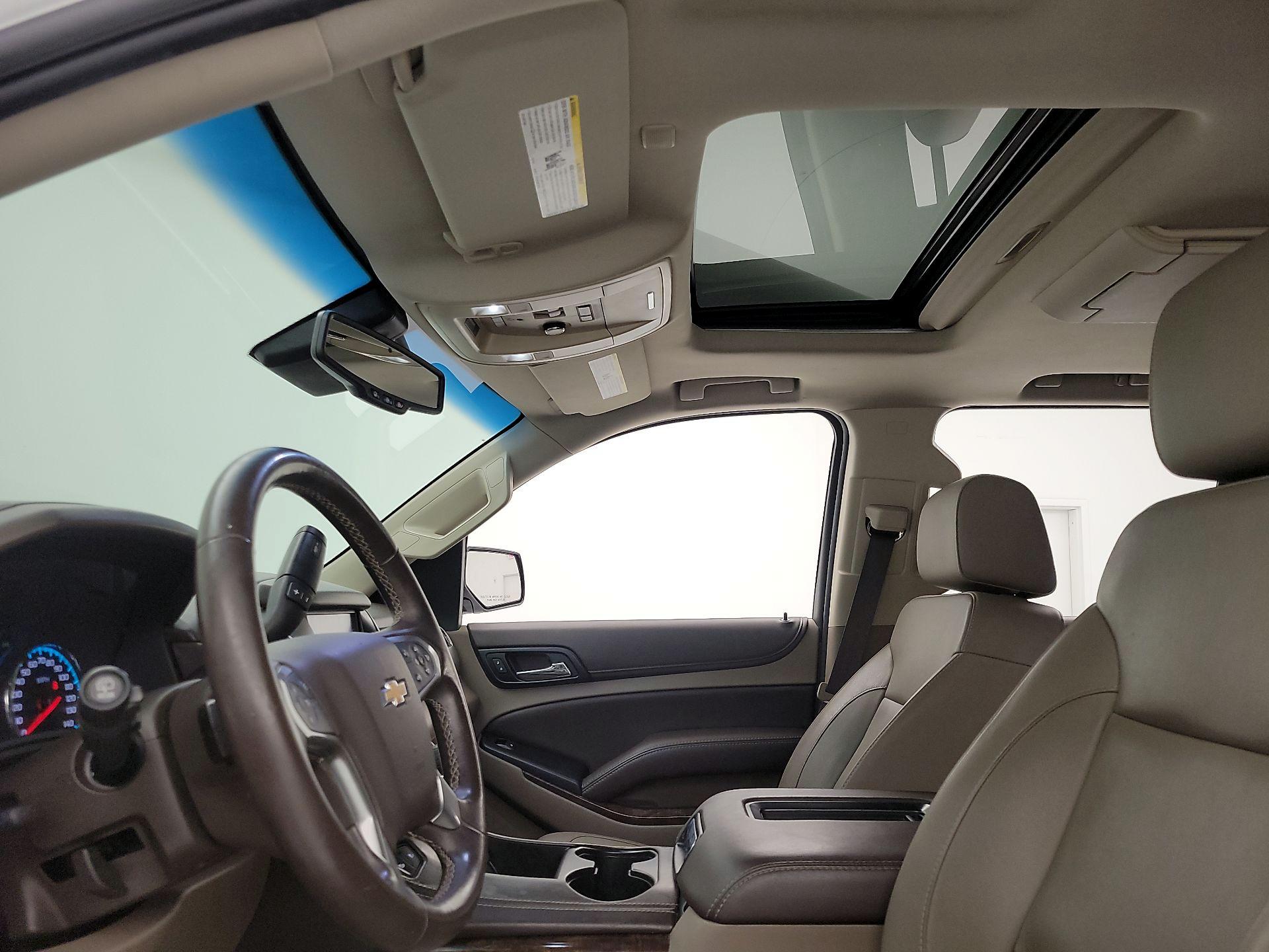 Thumbnail: 2017 Chevrolet Tahoe - 19