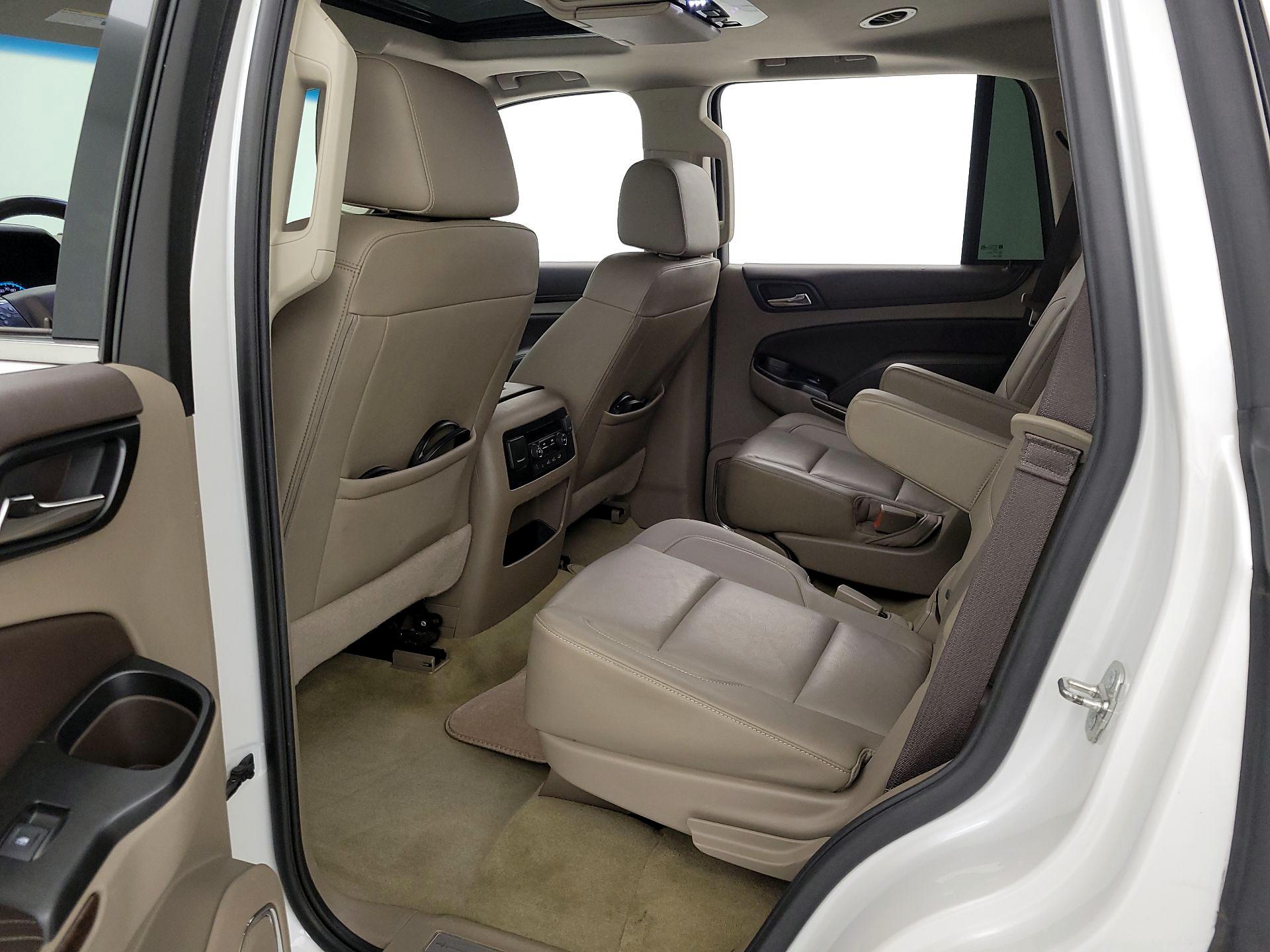 Thumbnail: 2017 Chevrolet Tahoe - 20