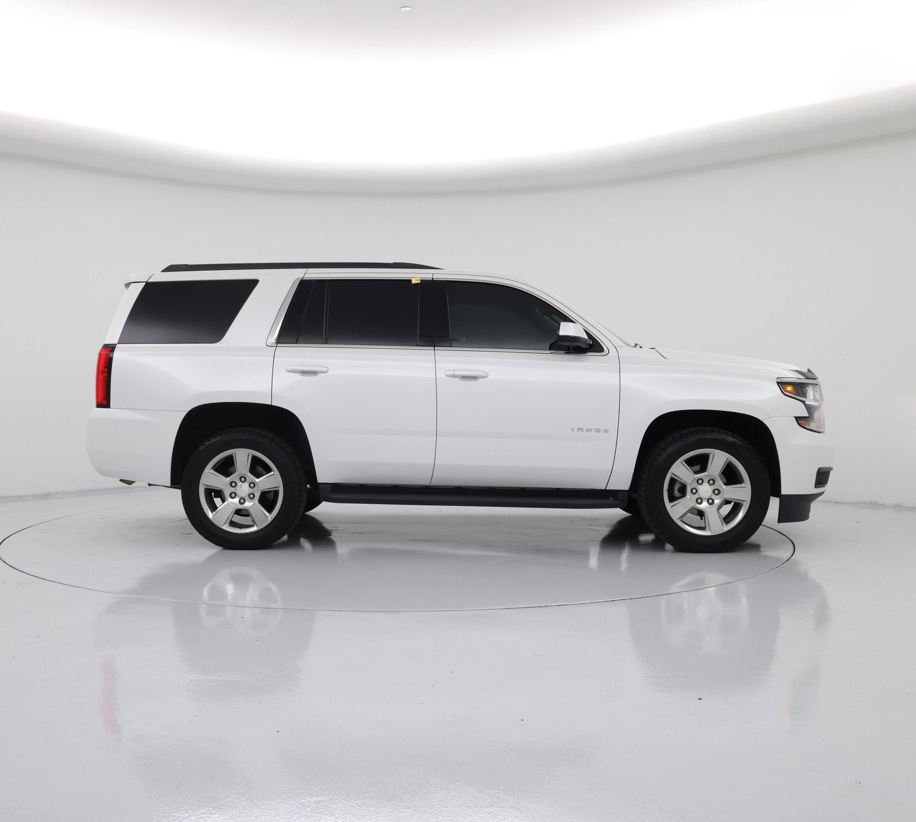 Thumbnail: 2017 Chevrolet Tahoe - 7