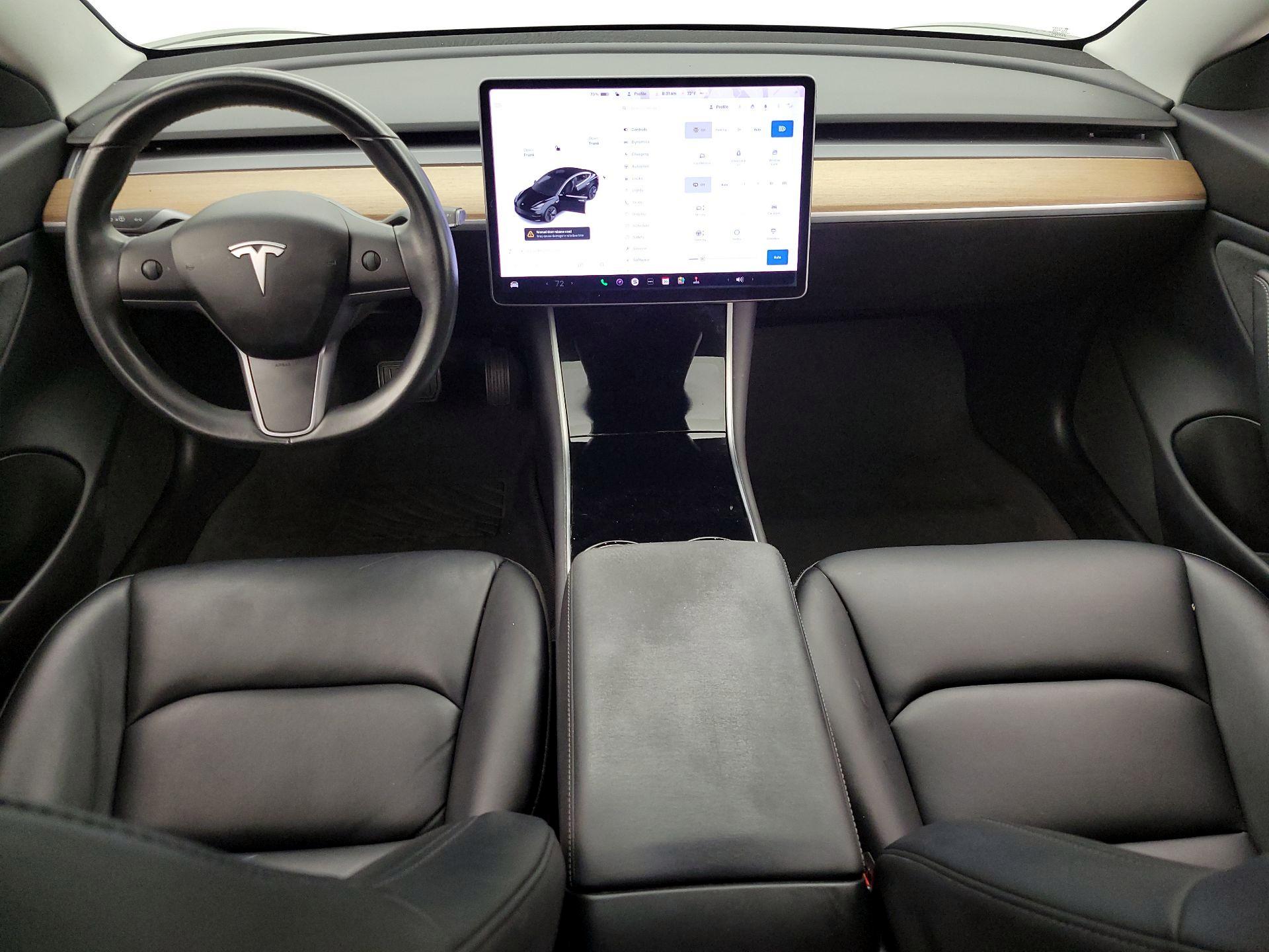 Thumbnail: 2019 Tesla Model 3 - 9