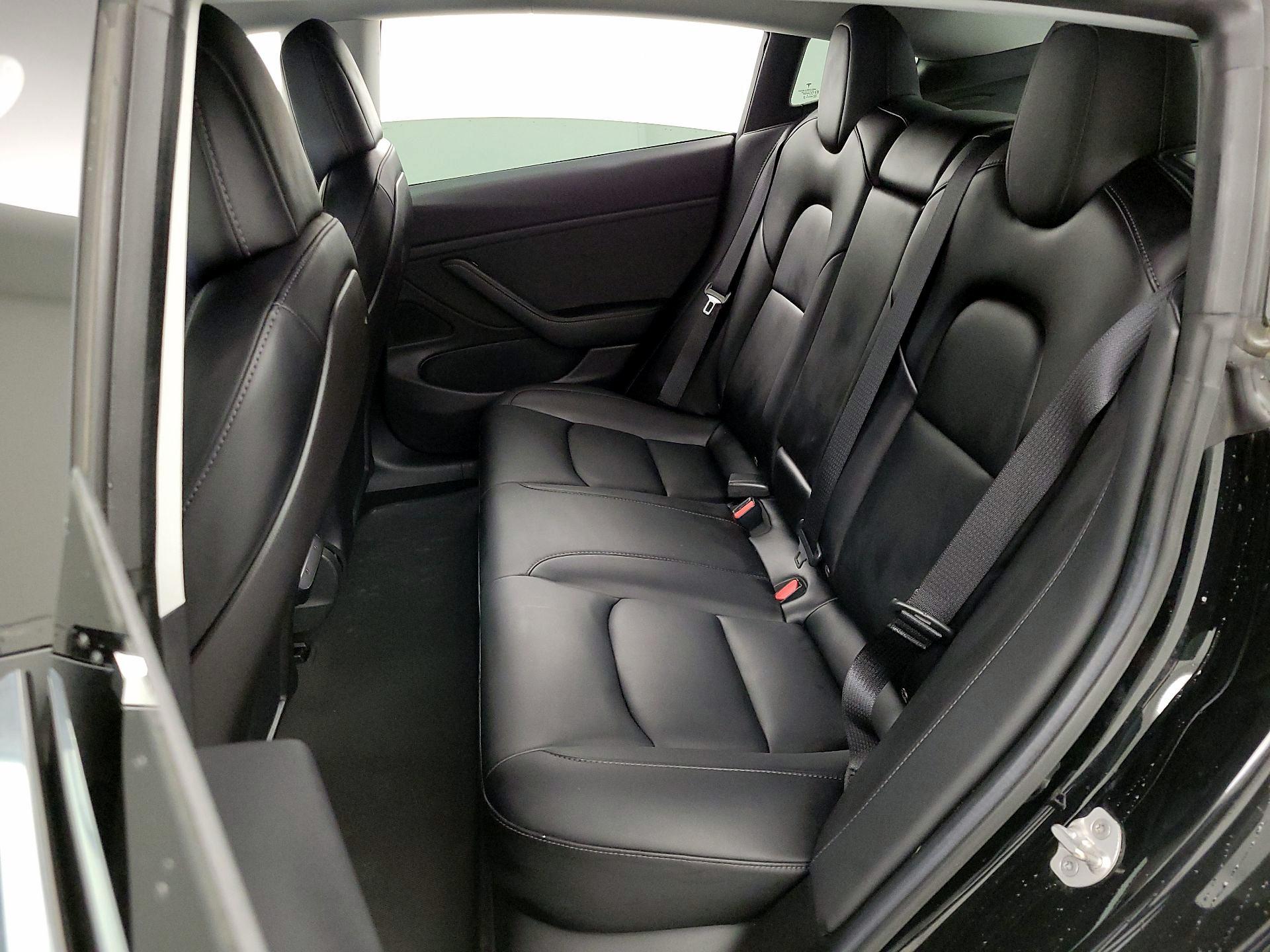 Thumbnail: 2019 Tesla Model 3 - 18