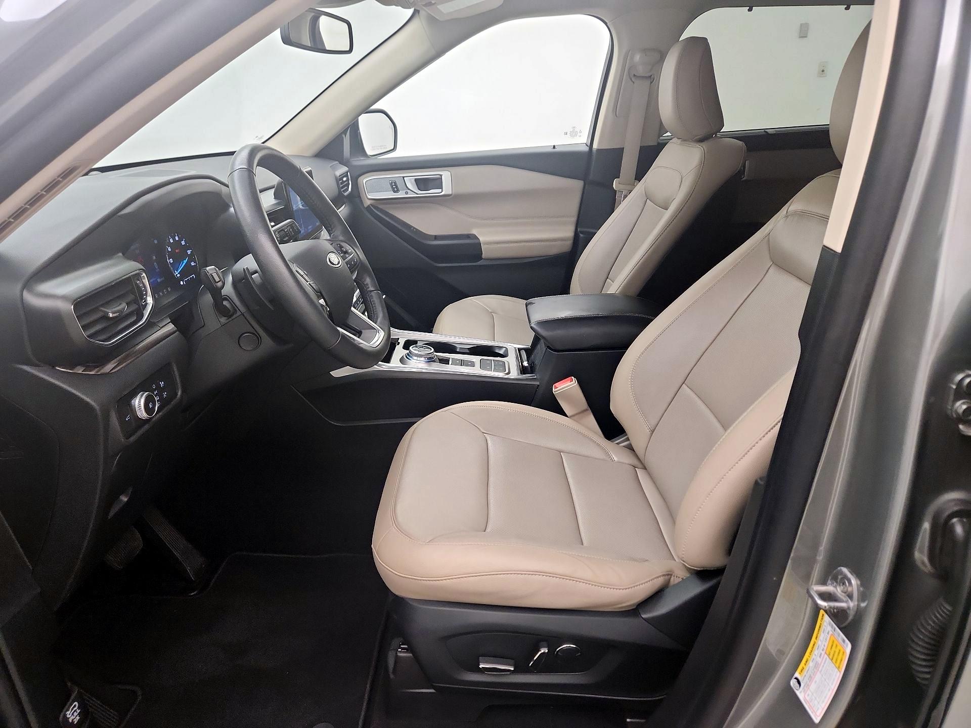 Thumbnail: 2020 Ford Explorer - 11