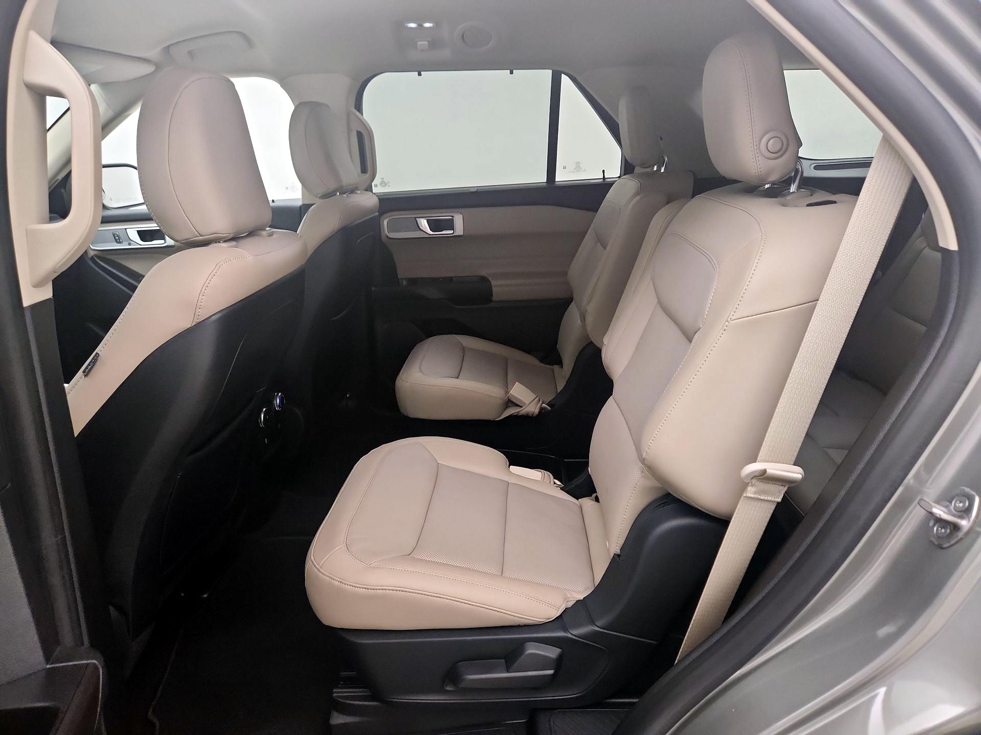 Thumbnail: 2020 Ford Explorer - 20