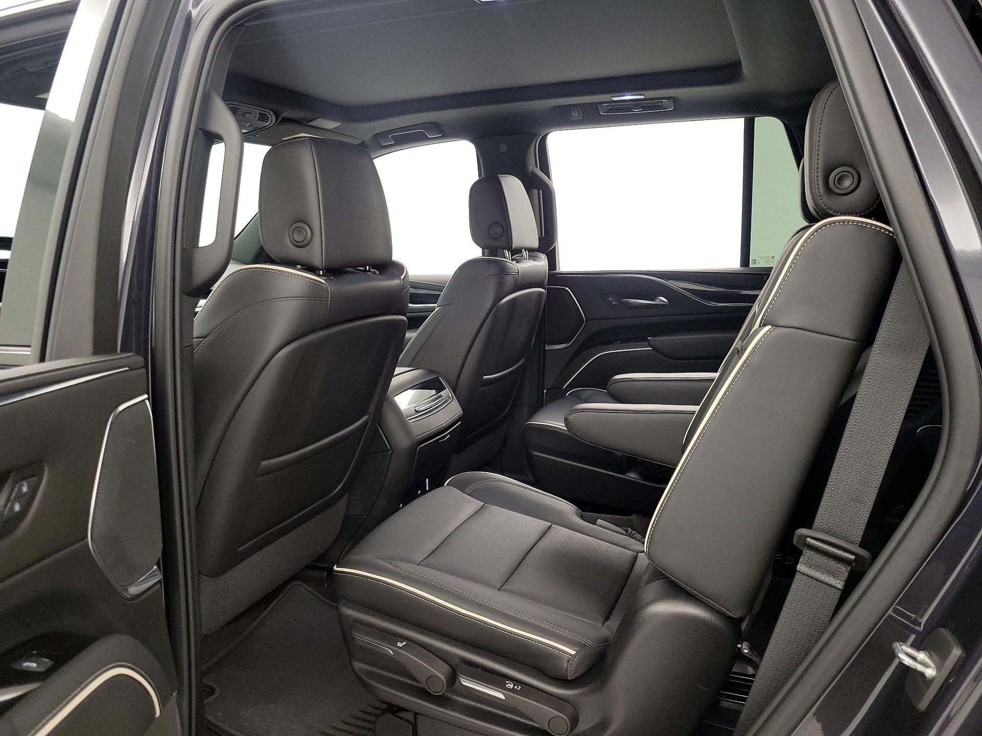 Thumbnail: 2022 Cadillac Escalade - 20