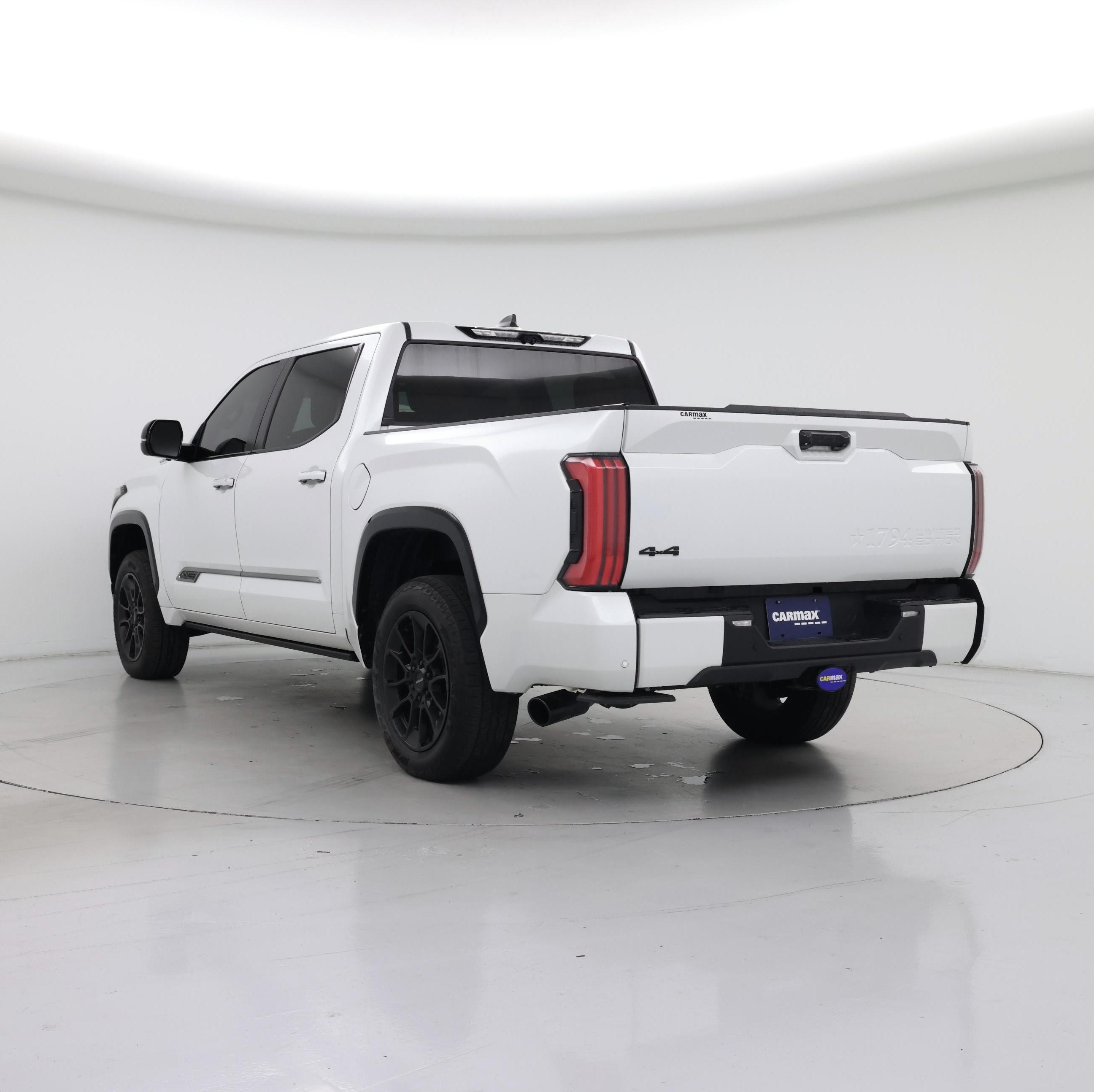 Thumbnail: 2024 Toyota Tundra - 2