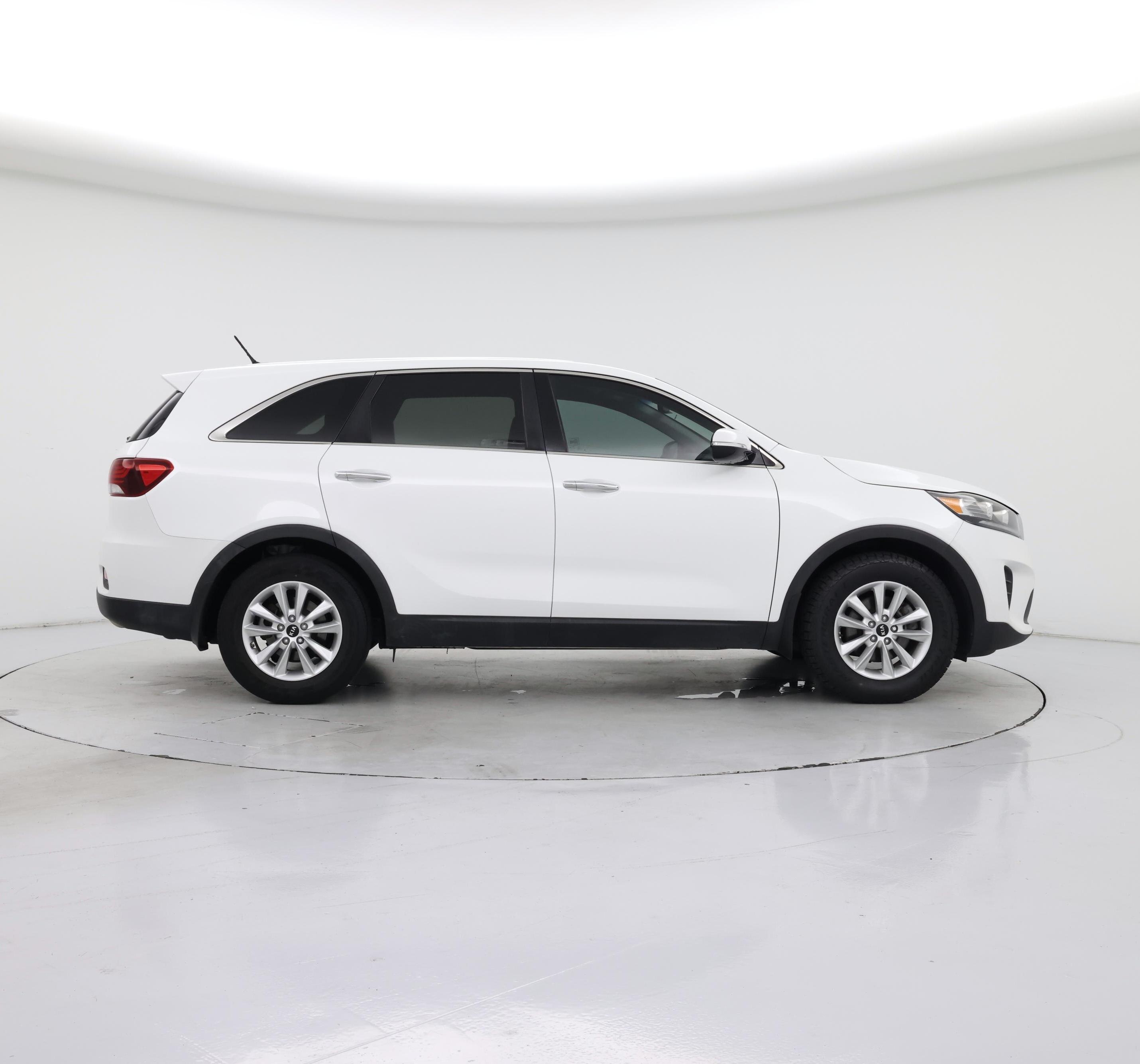 Thumbnail: 2019 Kia Sorento - 7