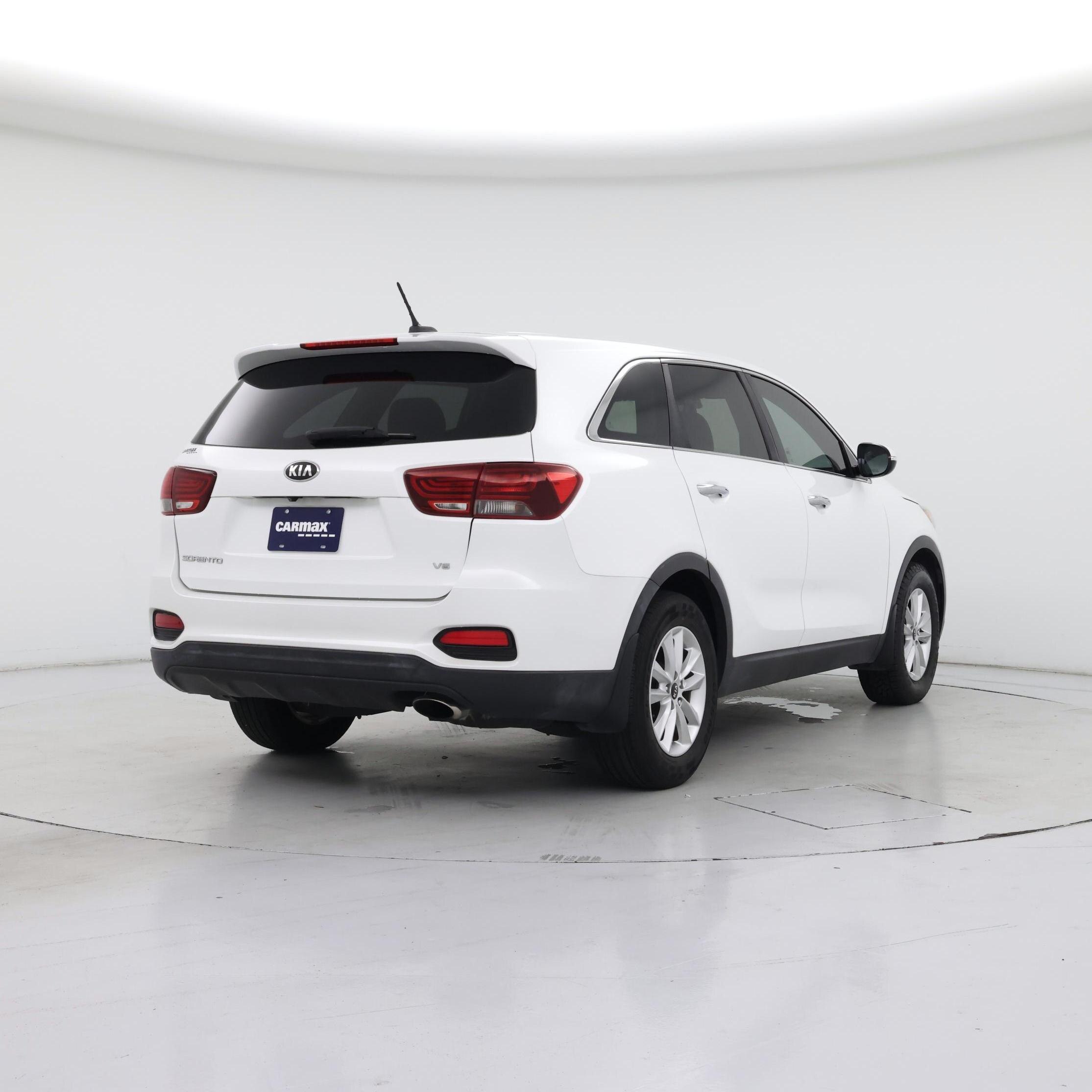 Thumbnail: 2019 Kia Sorento - 8