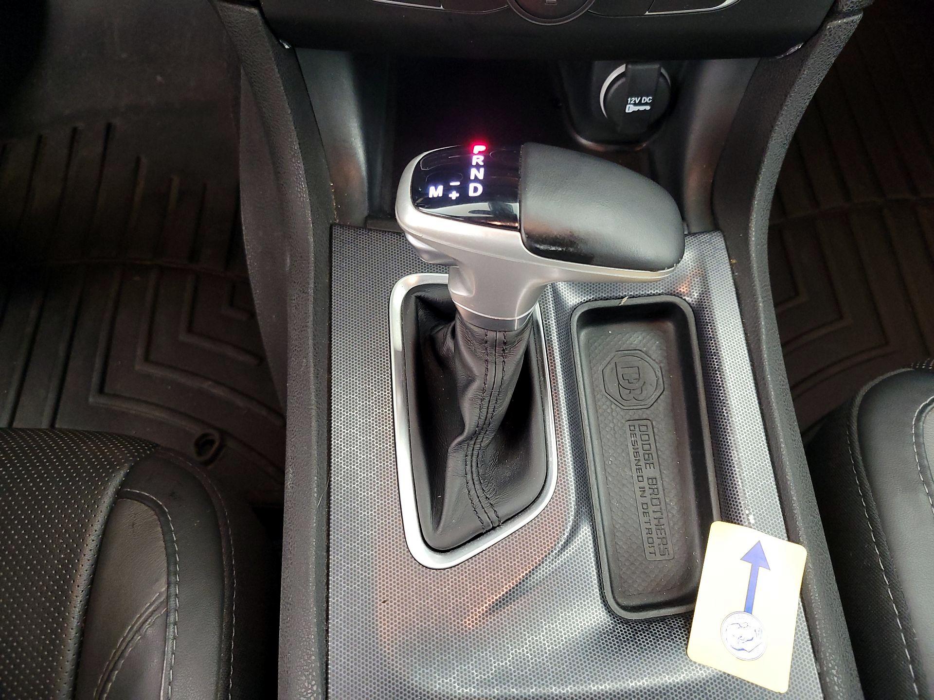 Thumbnail: 2016 Dodge Charger - 18