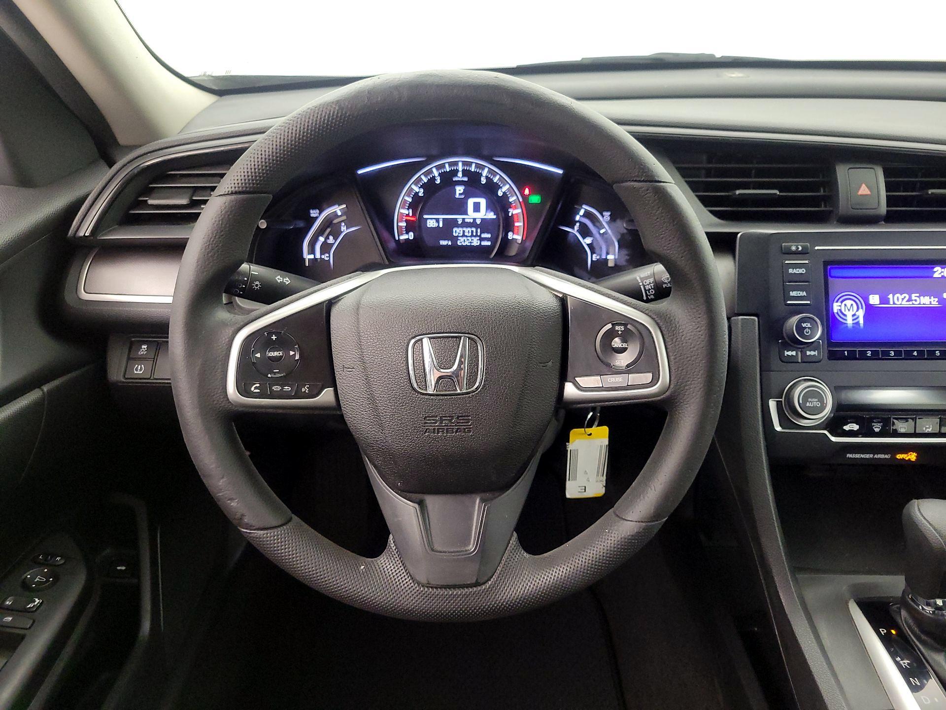 Thumbnail: 2016 Honda Civic - 10