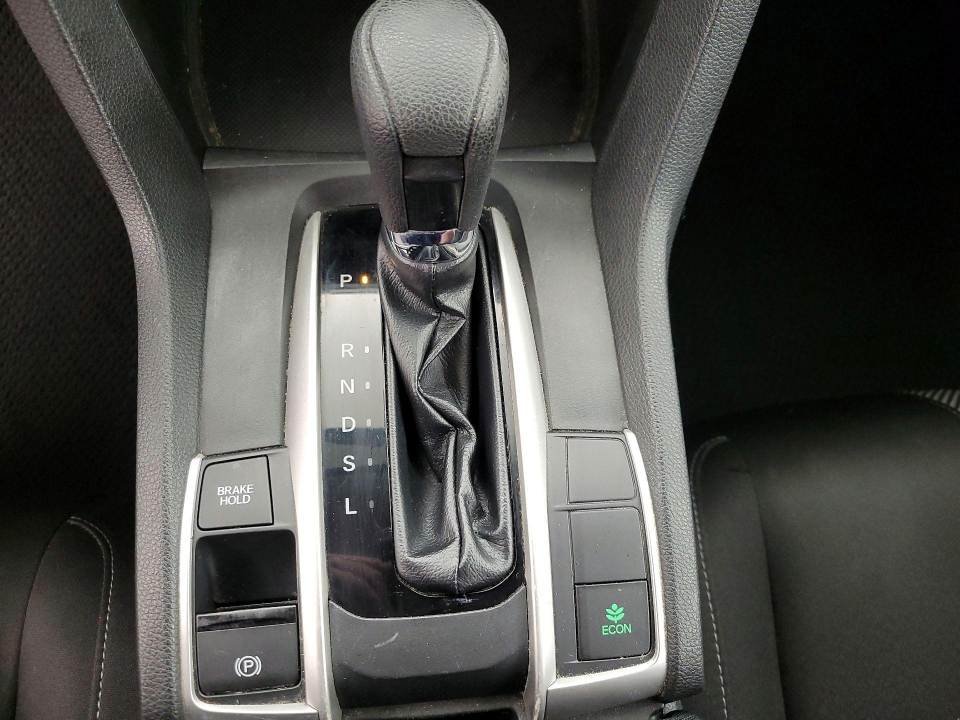 Thumbnail: 2016 Honda Civic - 17