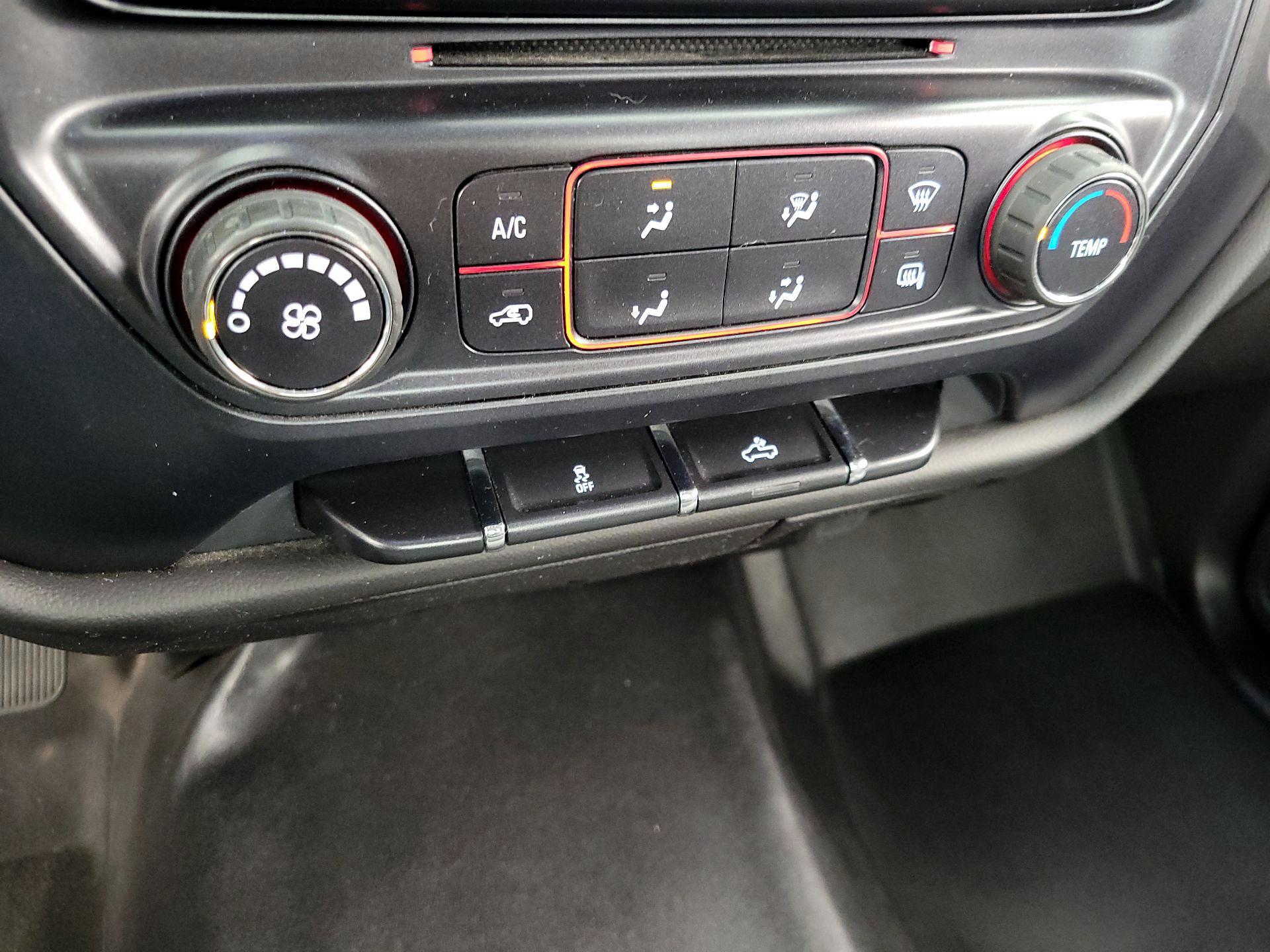 Thumbnail: 2014 GMC Sierra 1500 - 15