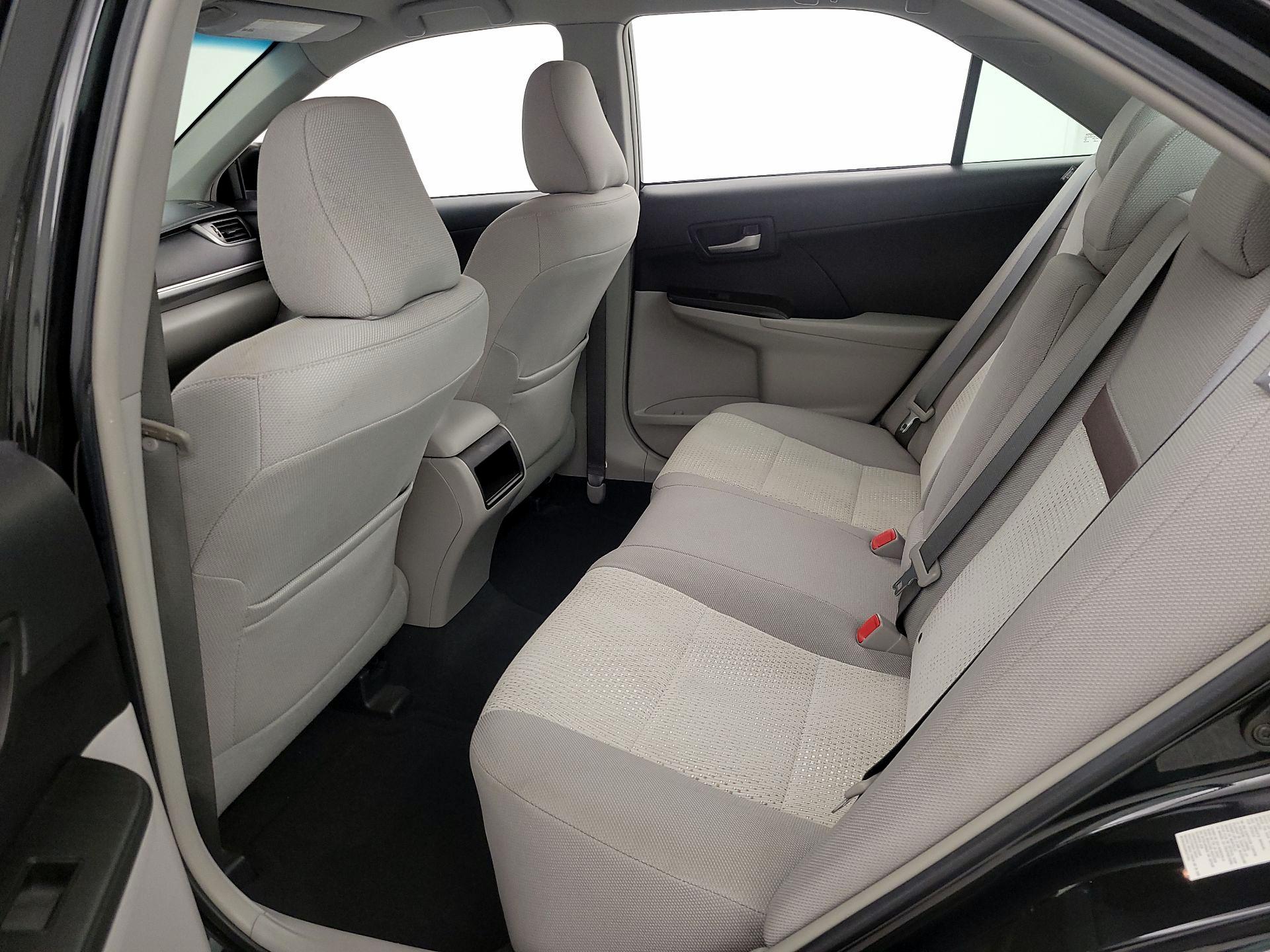 Thumbnail: 2014 Toyota Camry - 19