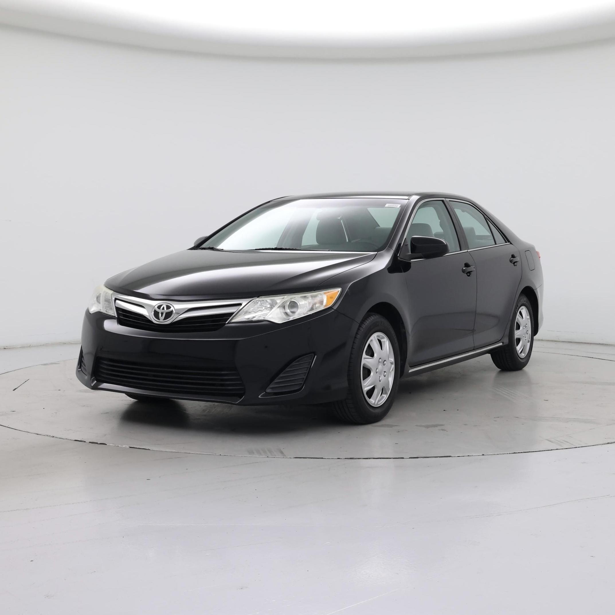 Thumbnail: 2014 Toyota Camry - 4