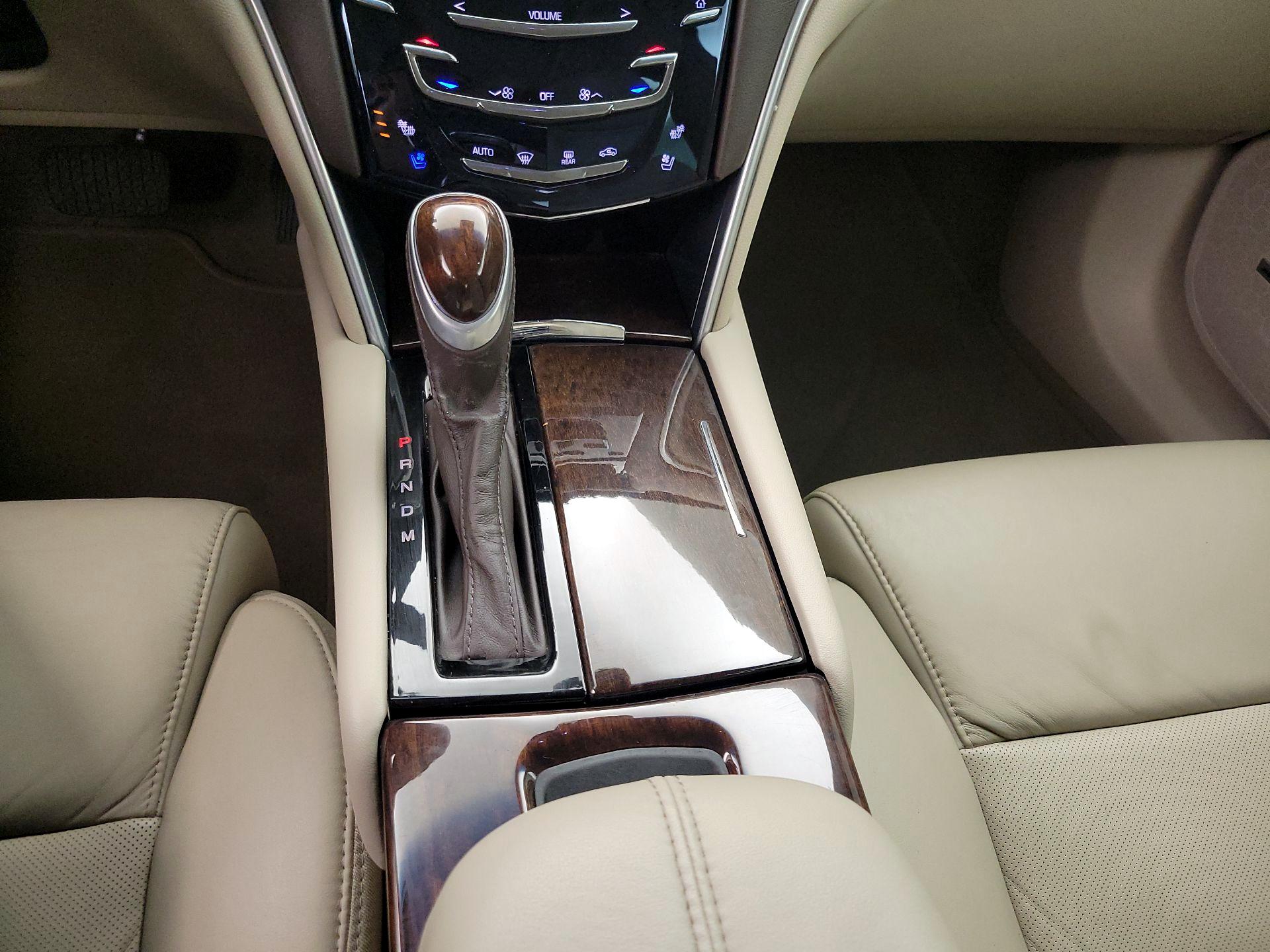 Thumbnail: 2017 Cadillac XTS - 18