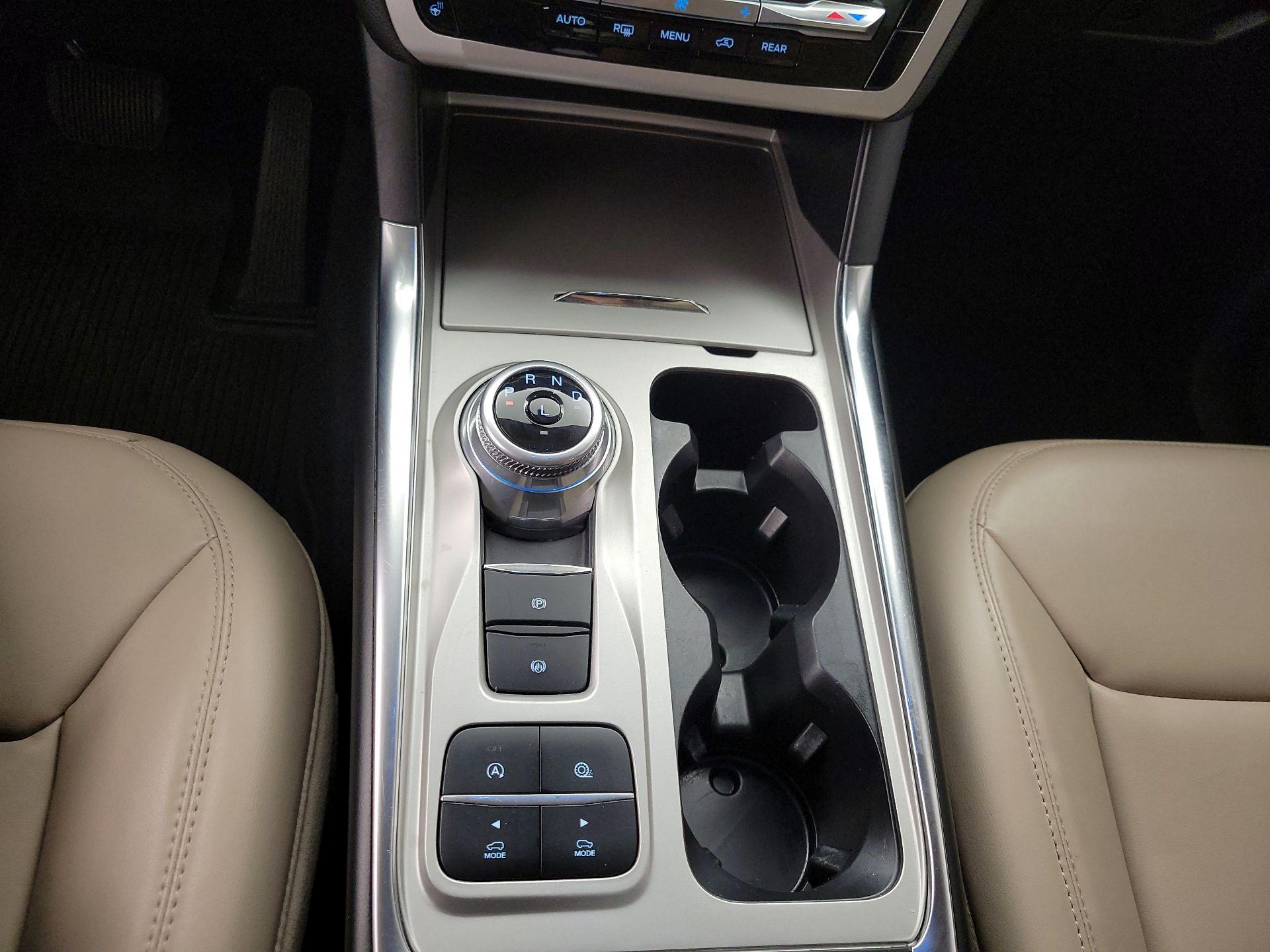 Thumbnail: 2021 Ford Explorer - 18