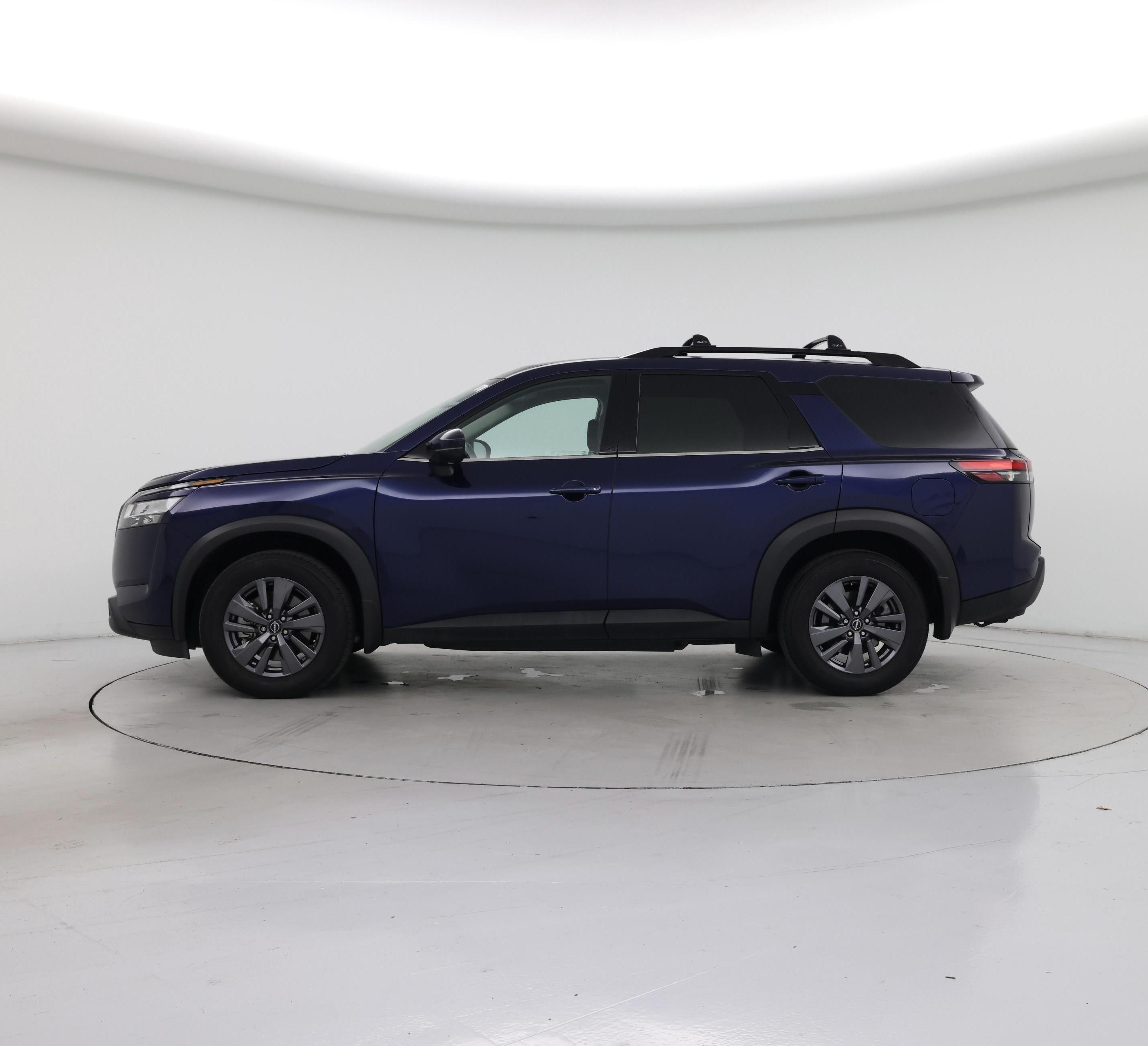 Thumbnail: 2022 Nissan Pathfinder - 3