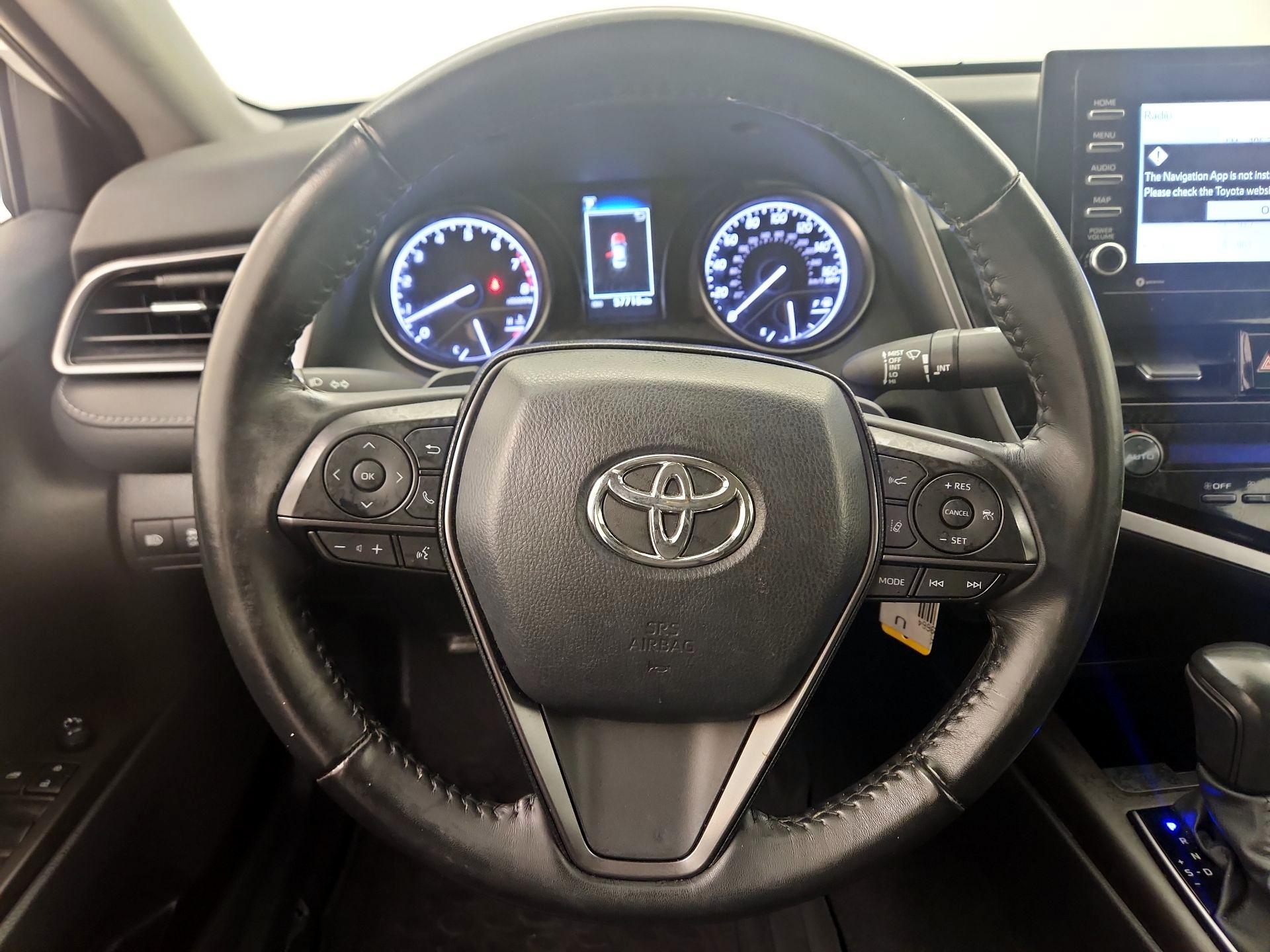 Thumbnail: 2023 Toyota Camry - 10