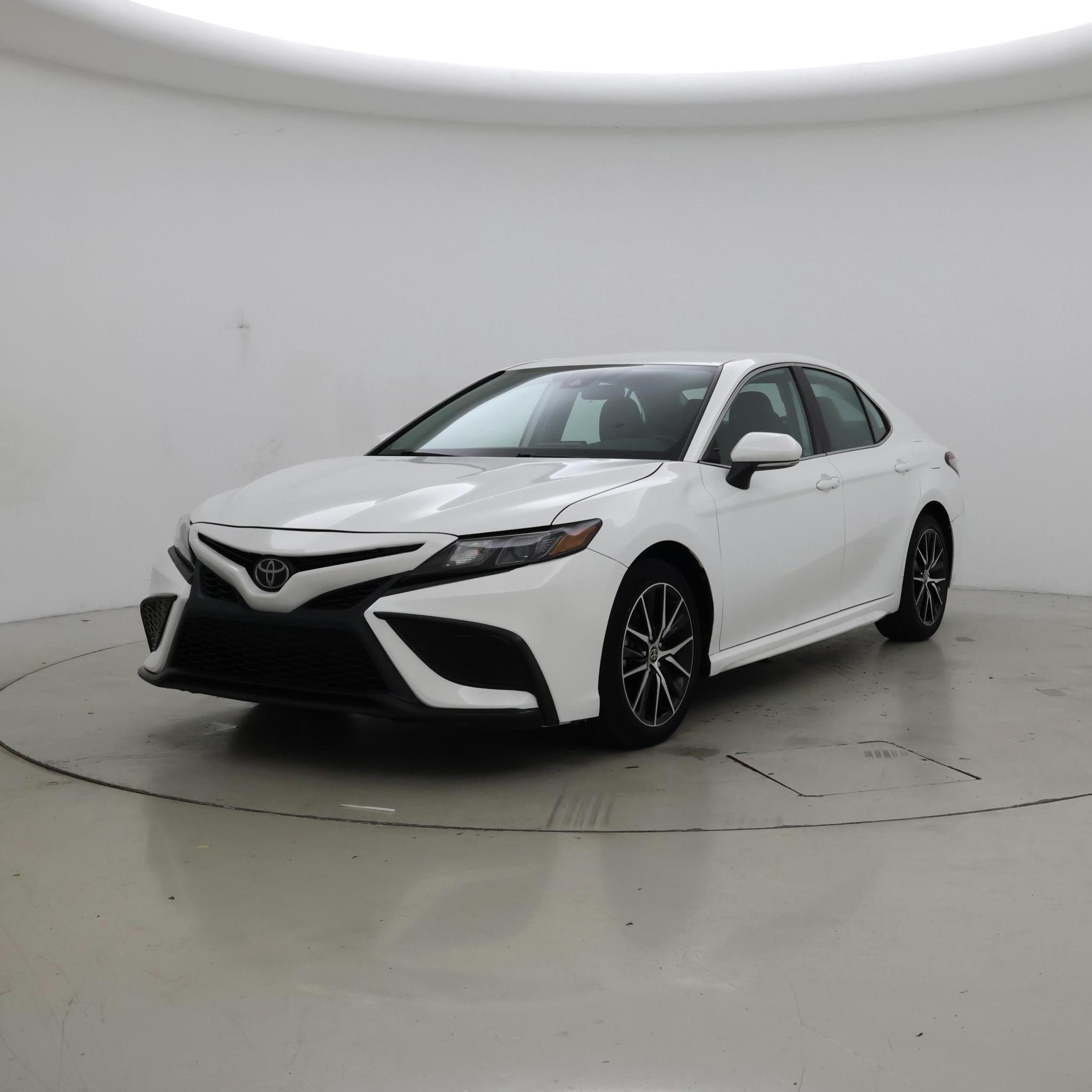 Thumbnail: 2023 Toyota Camry - 4