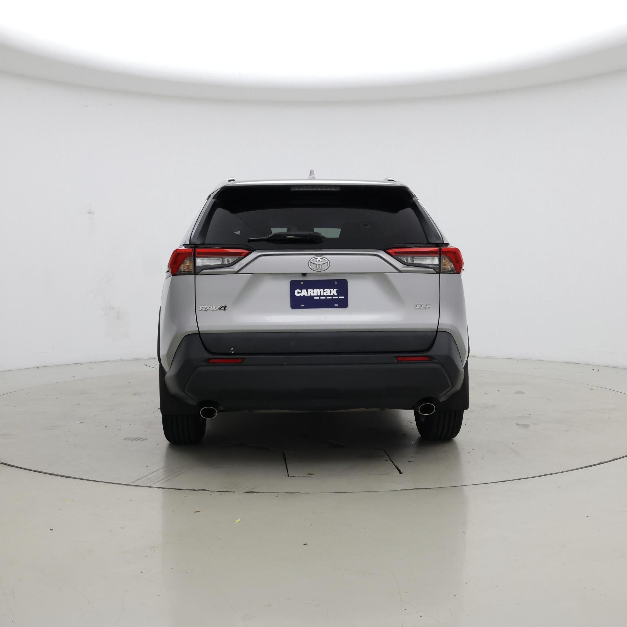 Thumbnail: 2021 Toyota RAV4 - 6