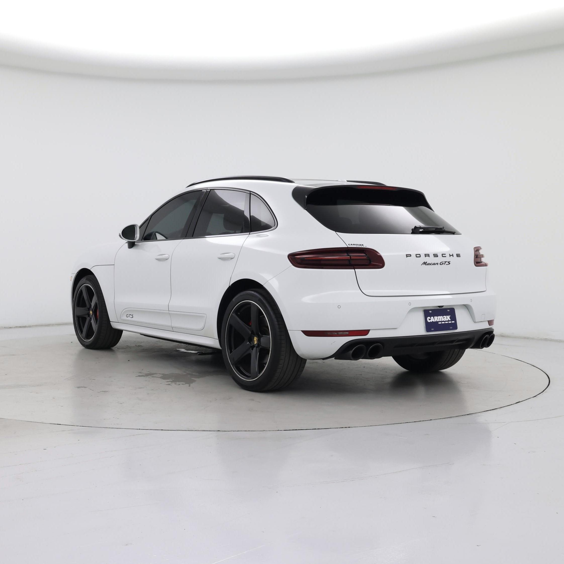 Thumbnail: 2017 Porsche Macan - 2