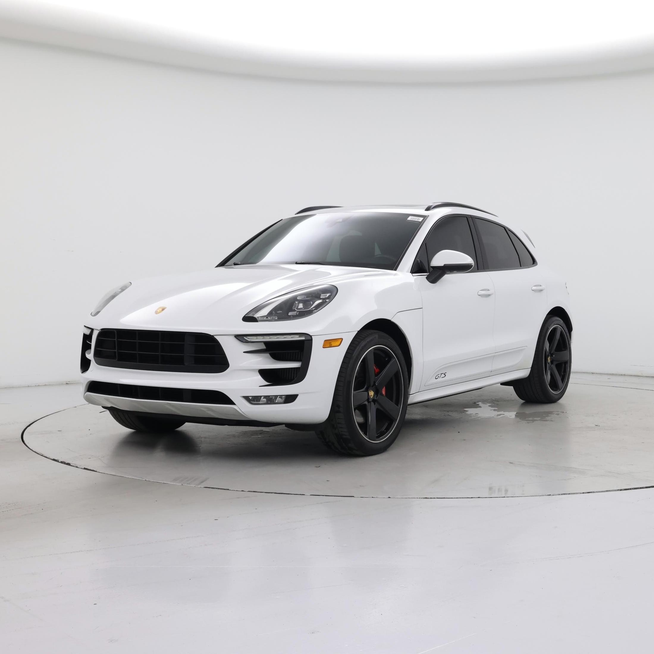 Thumbnail: 2017 Porsche Macan - 4