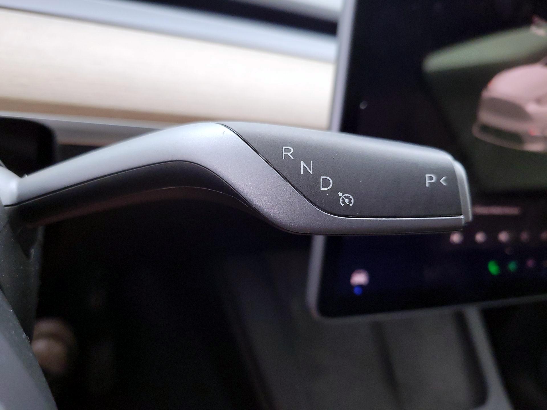 Thumbnail: 2022 Tesla Model Y - 17