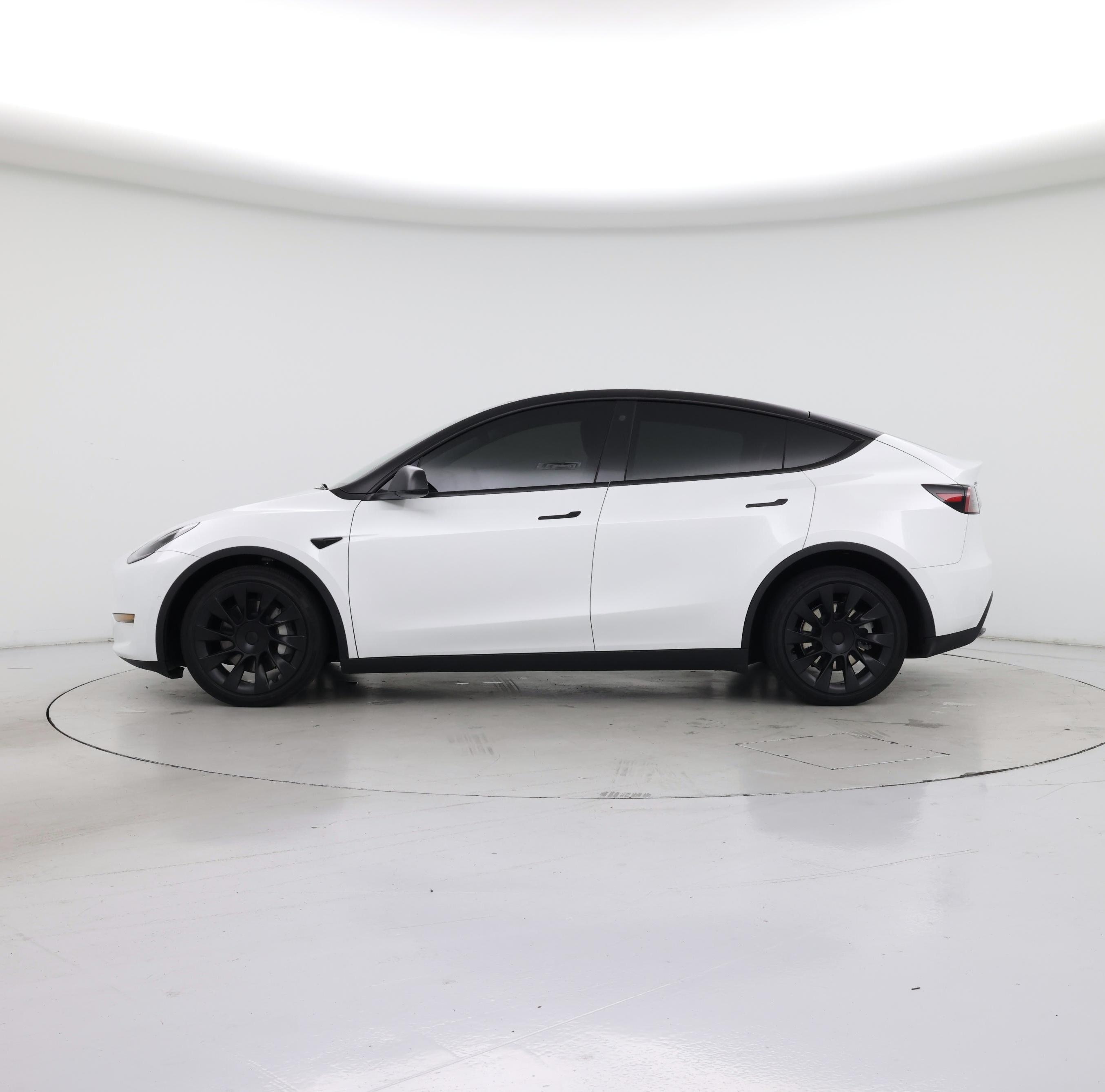 Thumbnail: 2022 Tesla Model Y - 3
