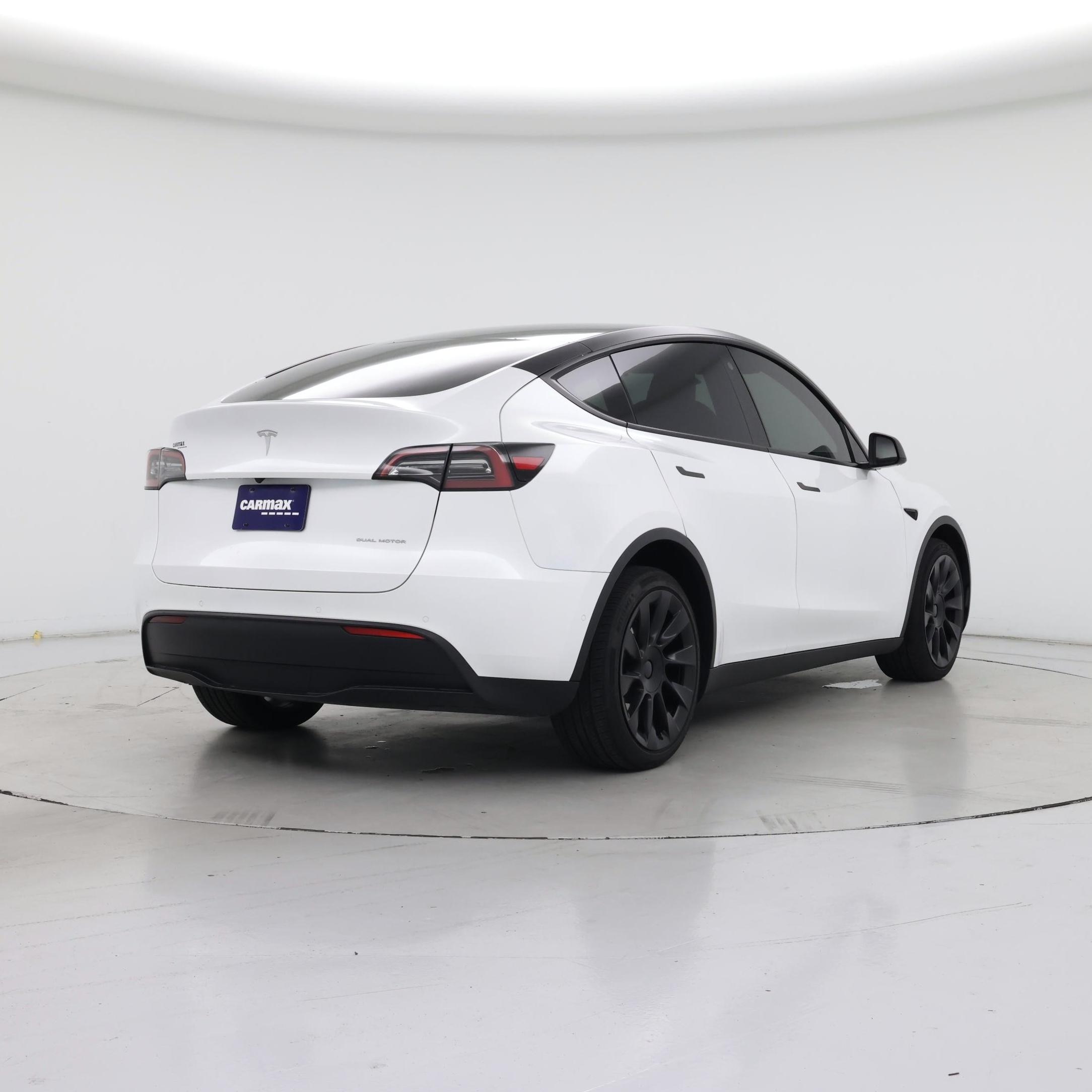 Thumbnail: 2022 Tesla Model Y - 8