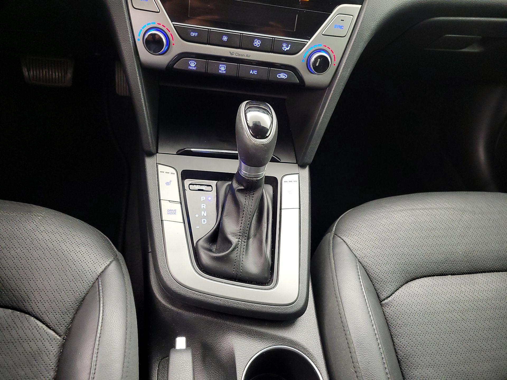 Thumbnail: 2017 Hyundai Elantra - 17
