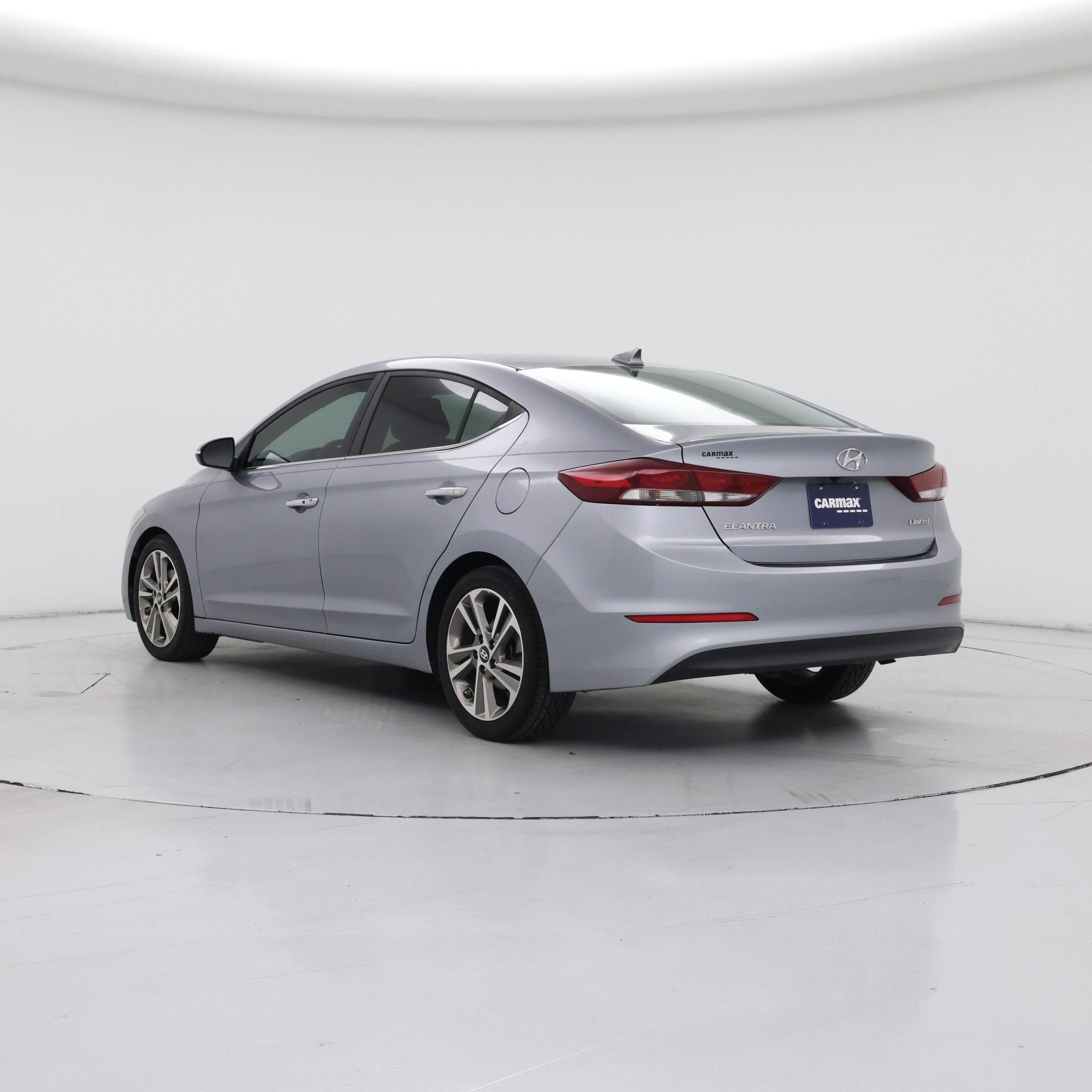 Thumbnail: 2017 Hyundai Elantra - 2