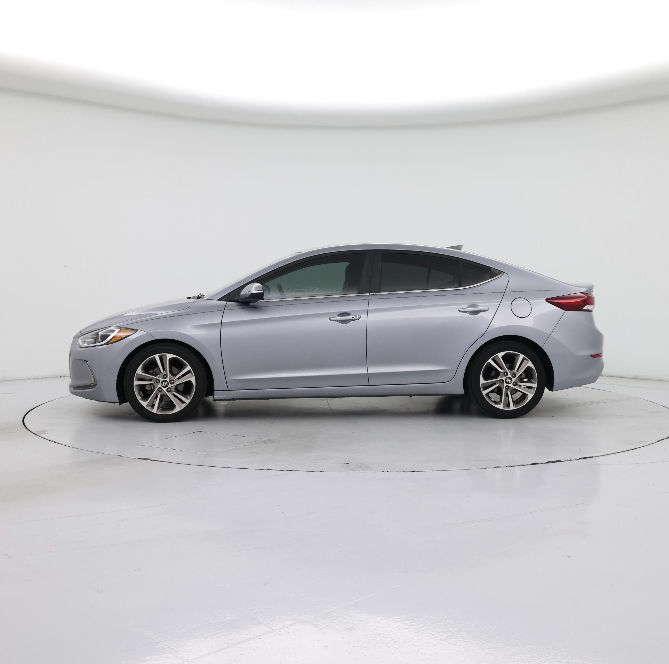 Thumbnail: 2017 Hyundai Elantra - 3