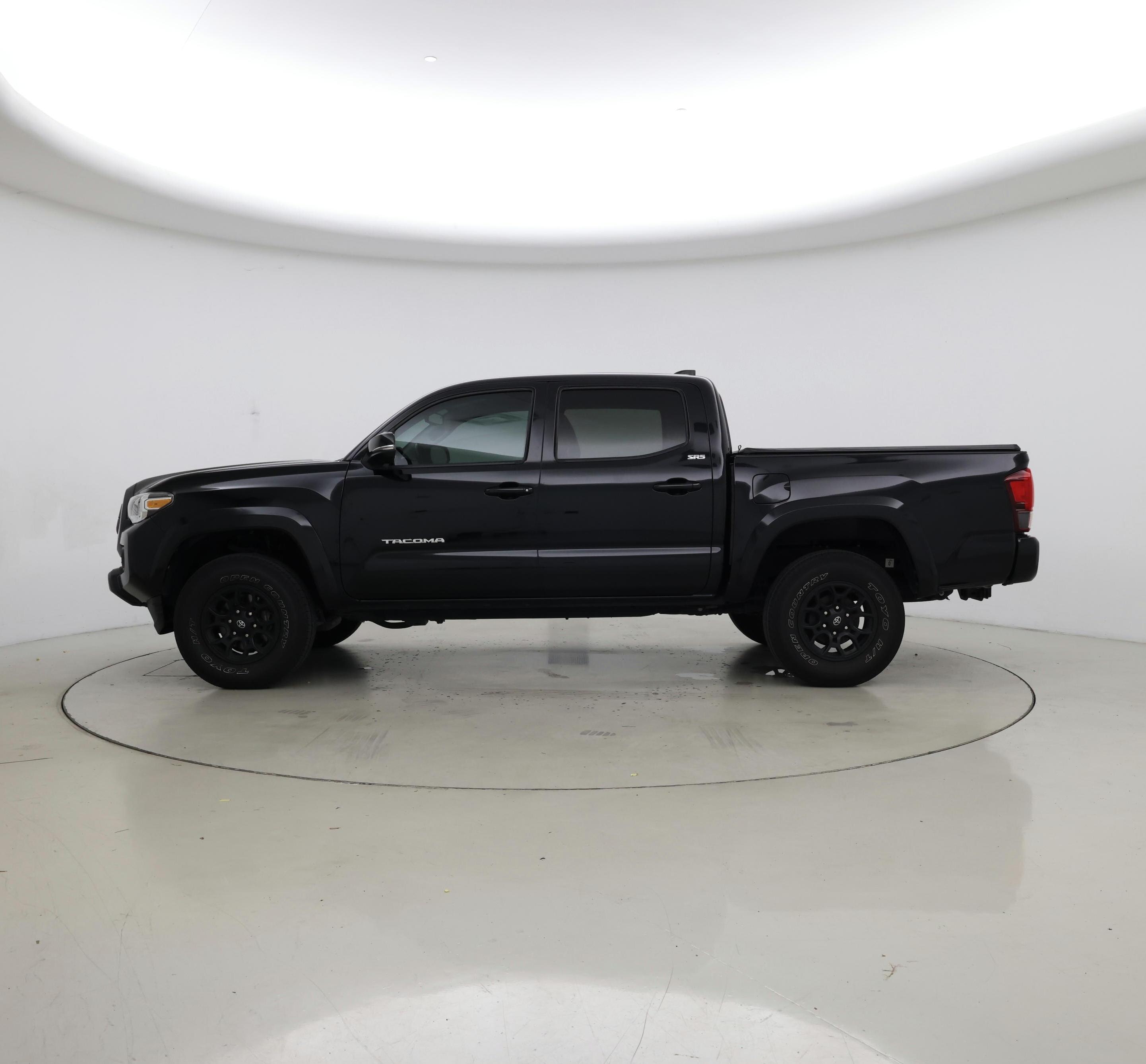 Thumbnail: 2022 Toyota Tacoma - 3