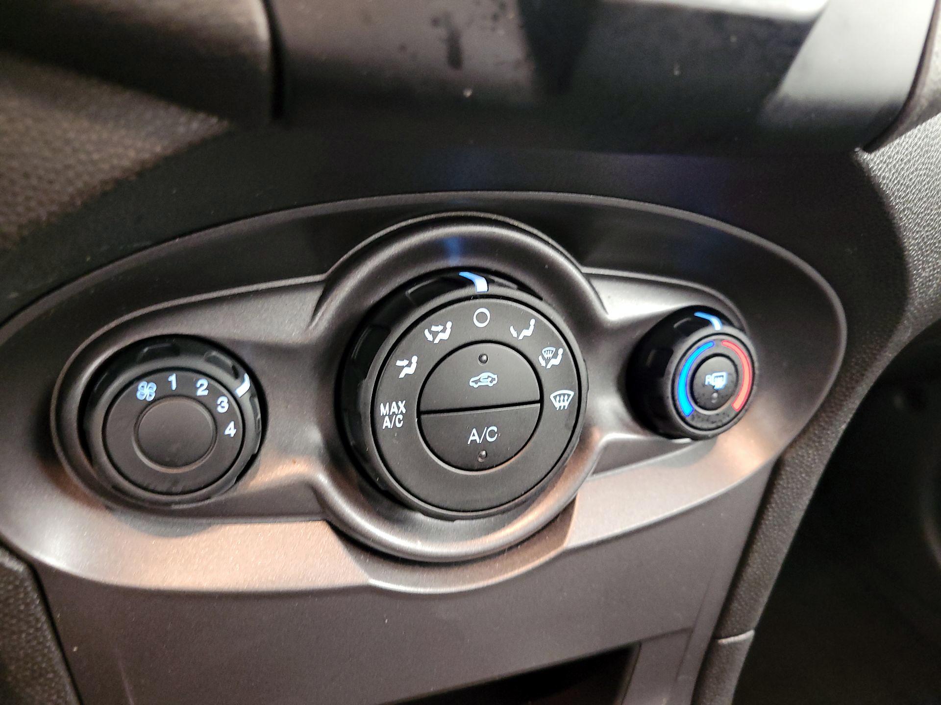 Thumbnail: 2018 Ford Fiesta - 16