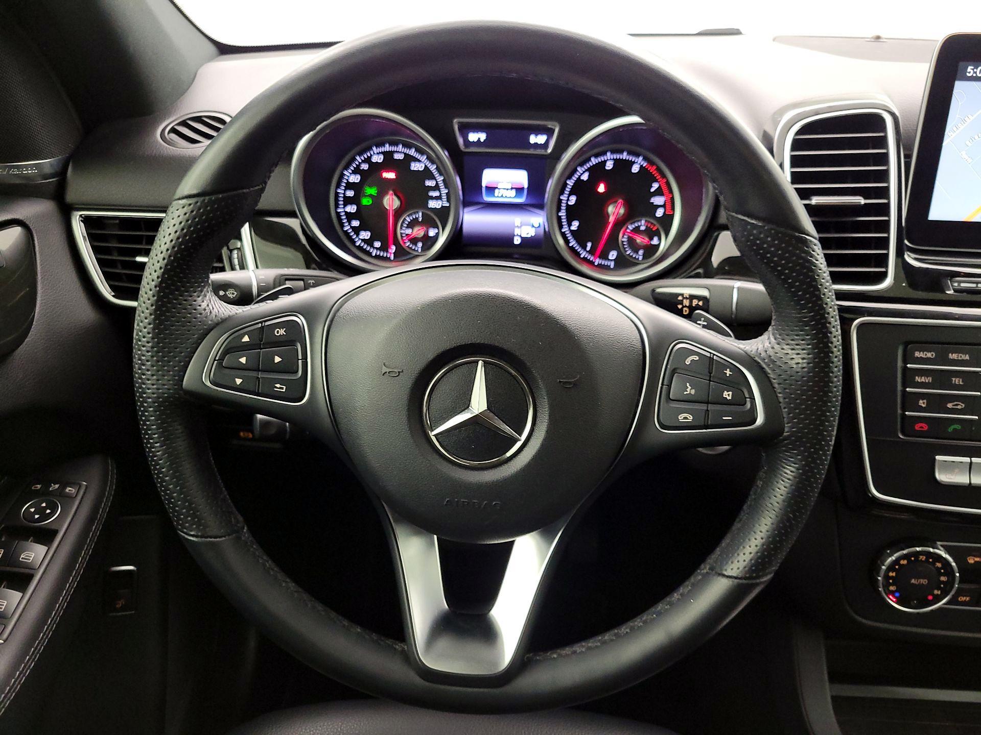 Thumbnail: 2017 Mercedes-Benz GLE - 10