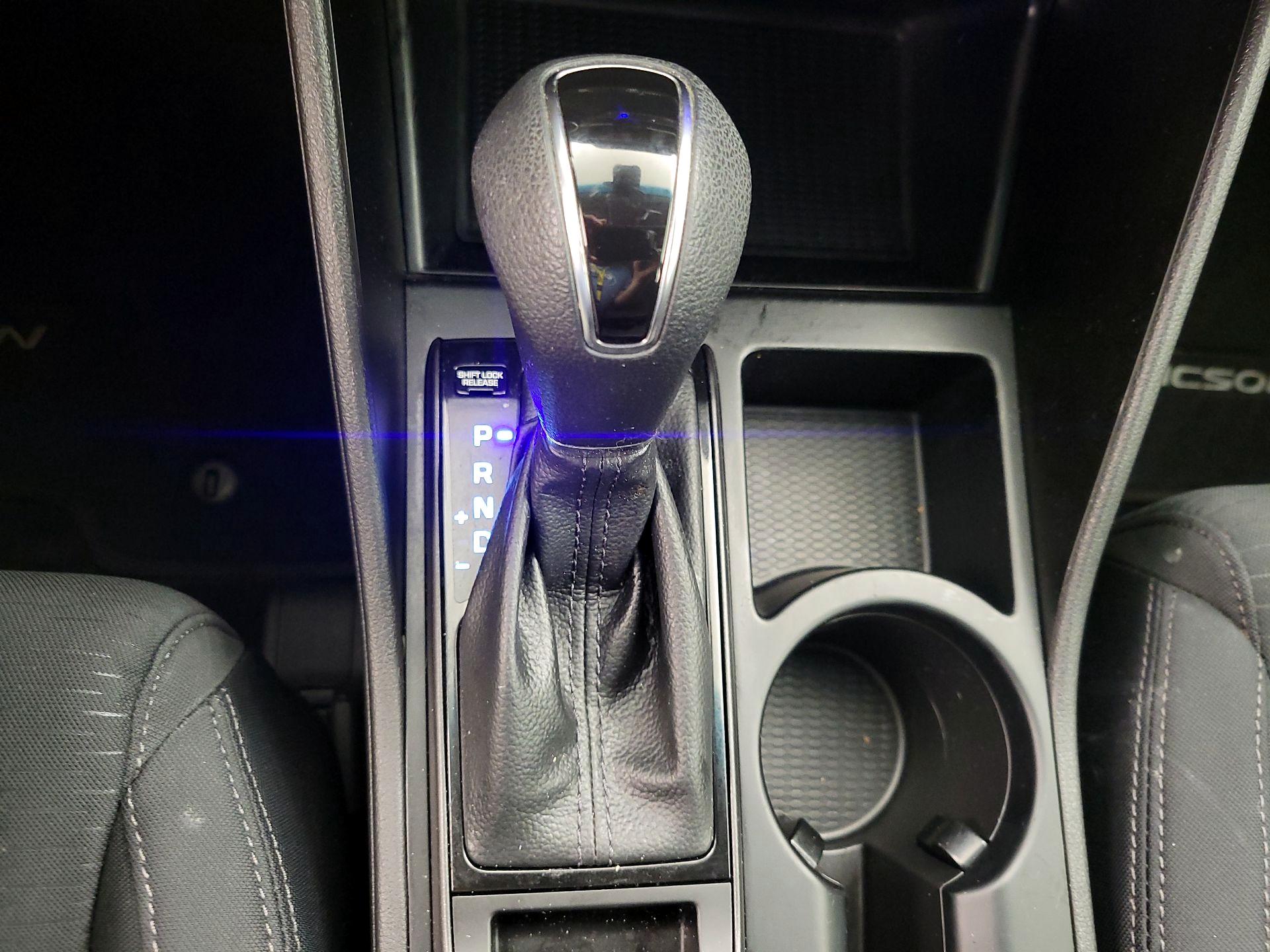 Thumbnail: 2020 Hyundai Tucson - 17