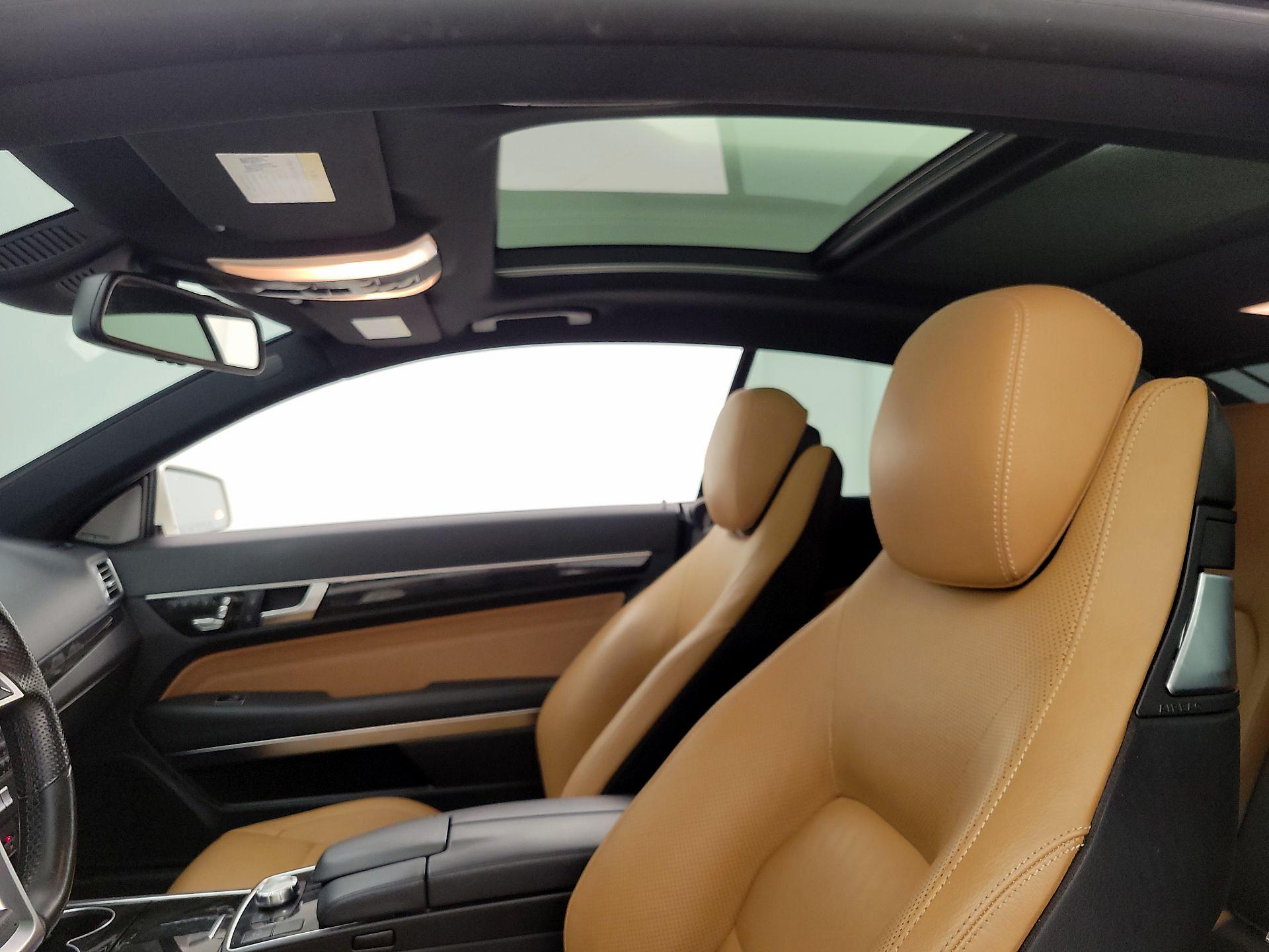 Thumbnail: 2015 Mercedes-Benz E-Class - 19