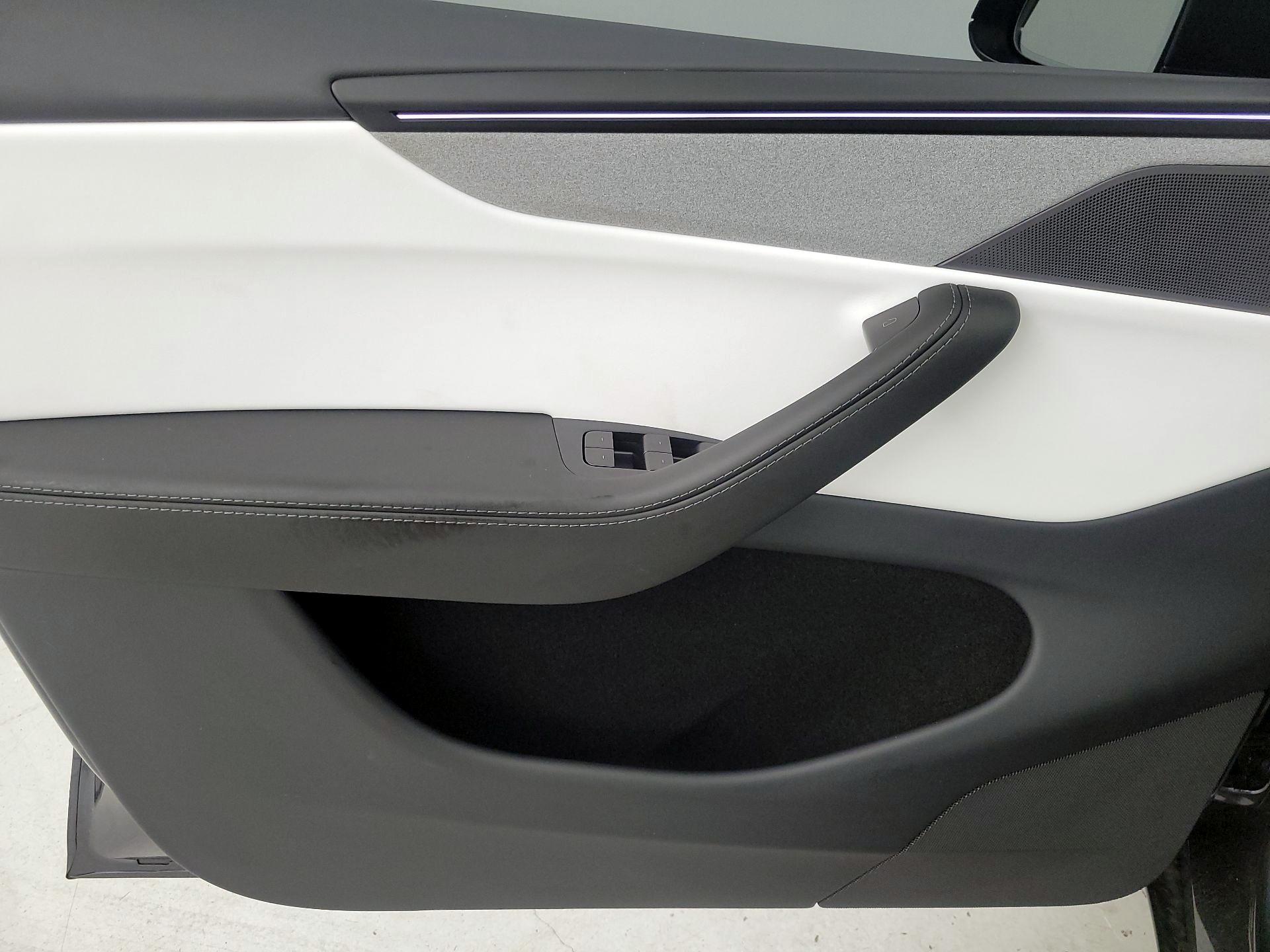 Thumbnail: 2026 Tesla Model Y - 12