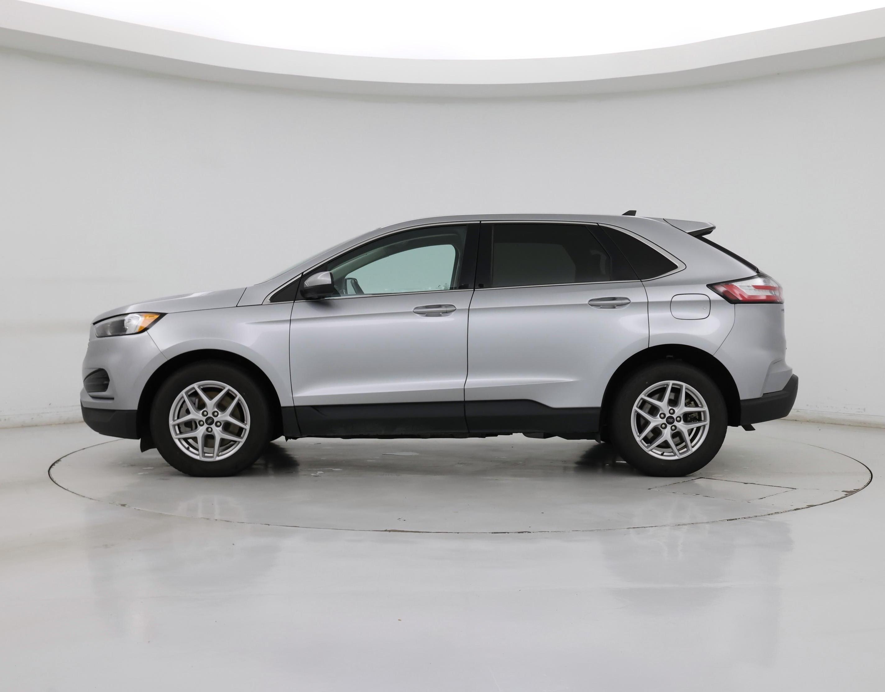 Thumbnail: 2023 Ford Edge - 3