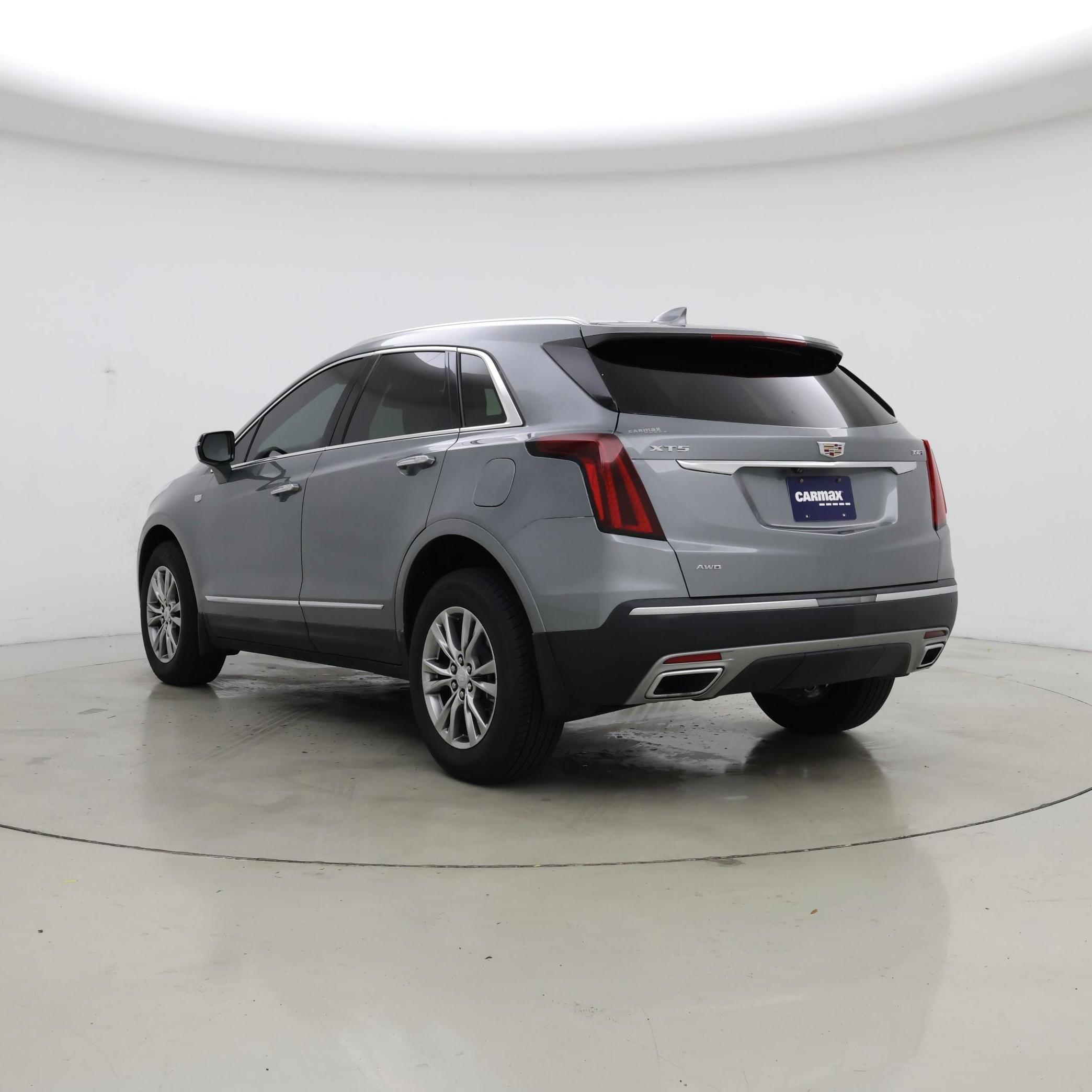 Thumbnail: 2023 Cadillac XT5 - 2