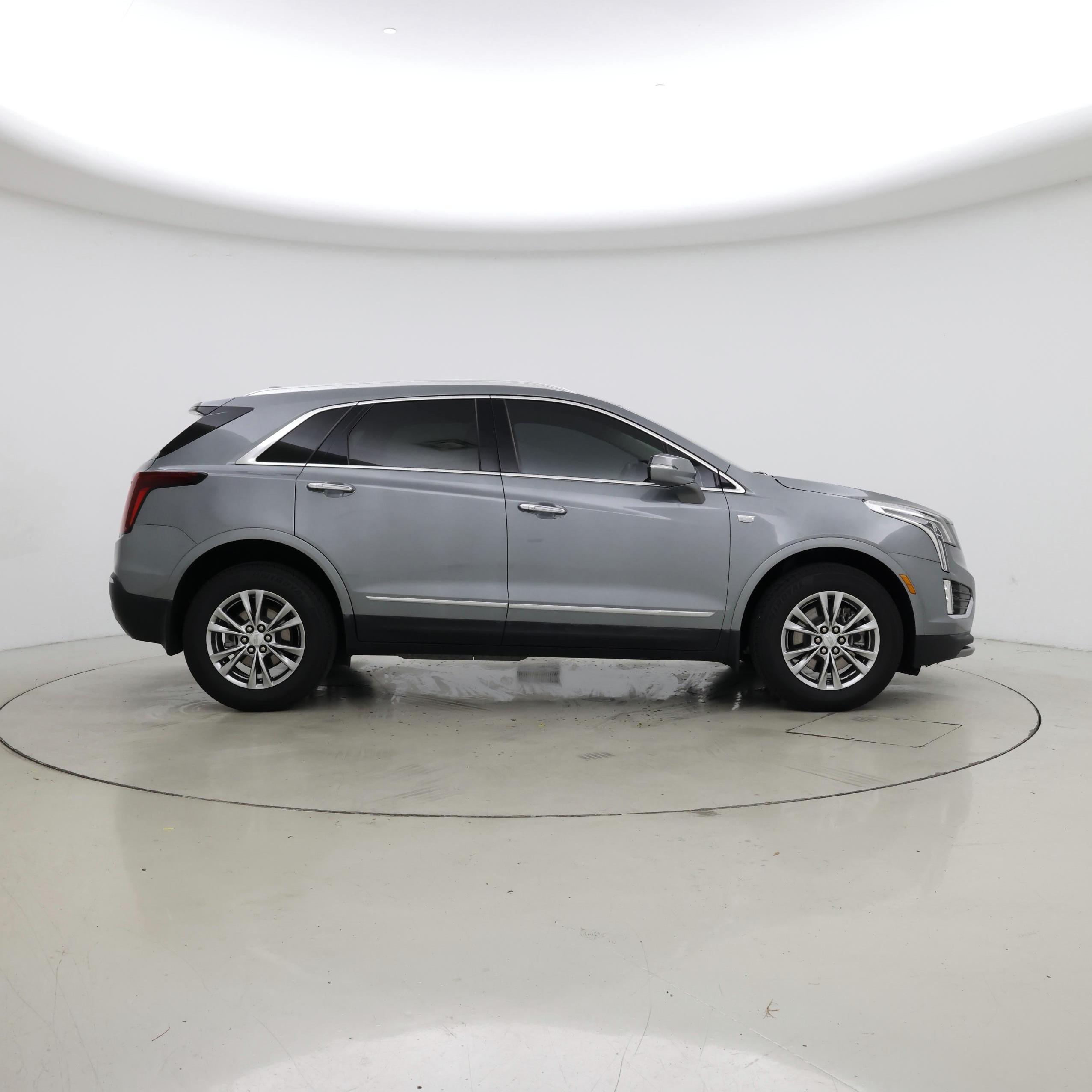 Thumbnail: 2023 Cadillac XT5 - 7