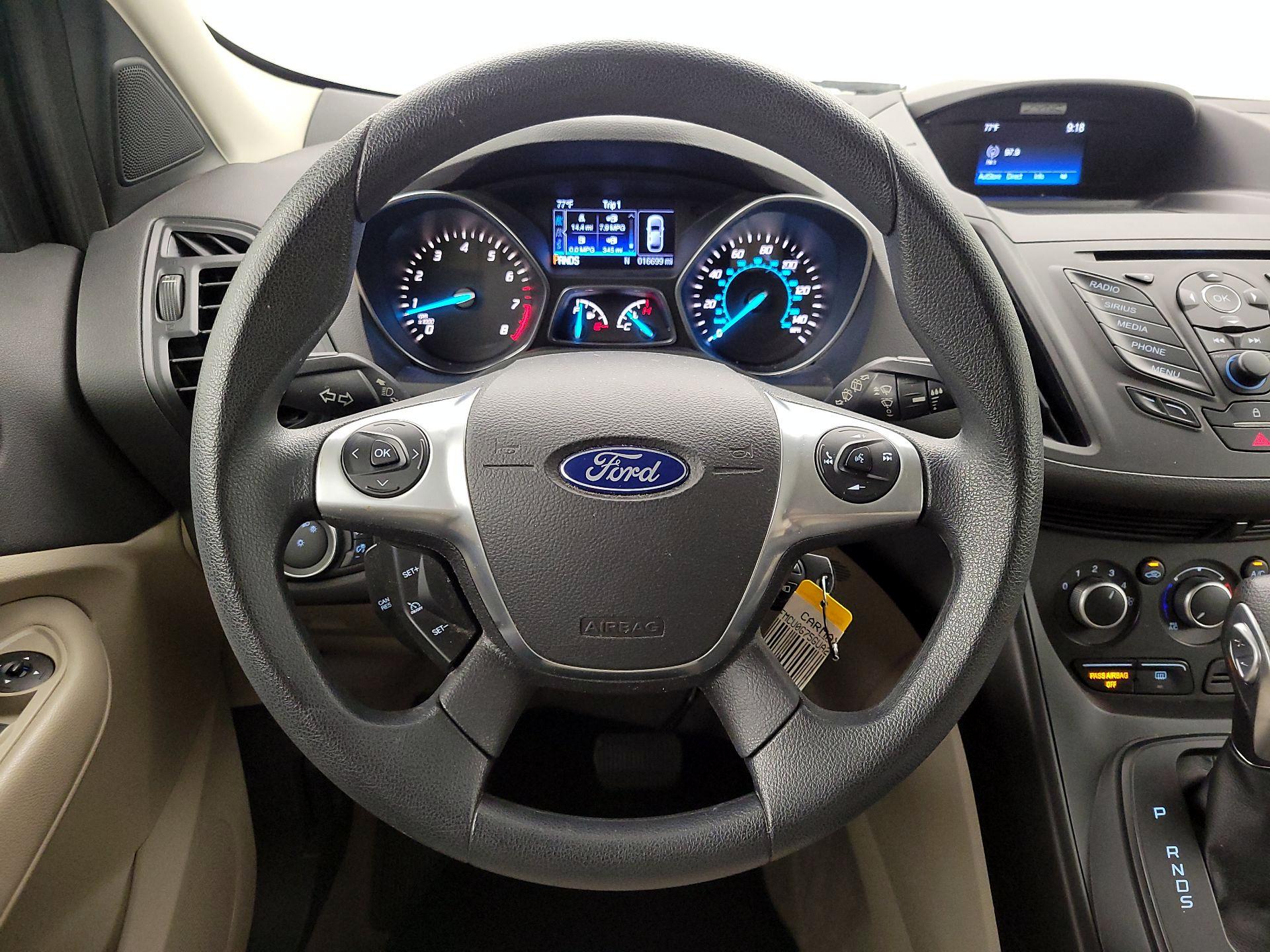 Thumbnail: 2016 Ford Escape - 10