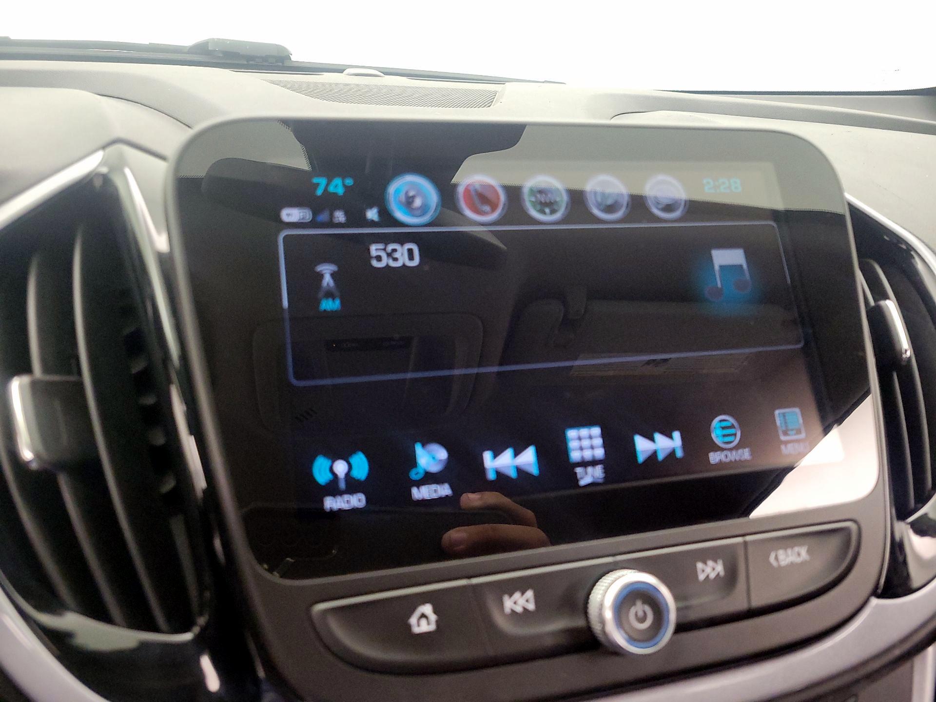 Thumbnail: 2018 Chevrolet Volt - 15