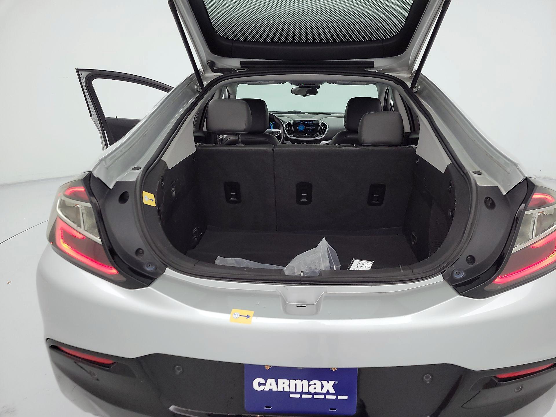 Thumbnail: 2018 Chevrolet Volt - 20