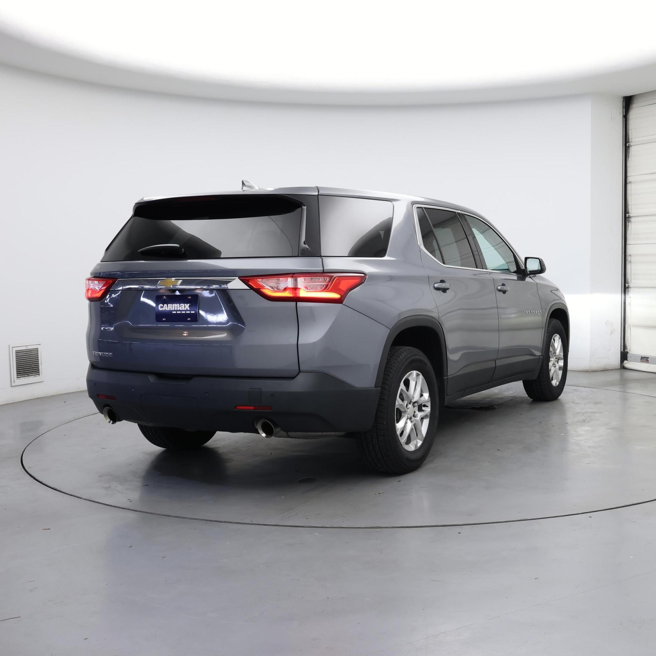 Thumbnail: 2021 Chevrolet Traverse - 8