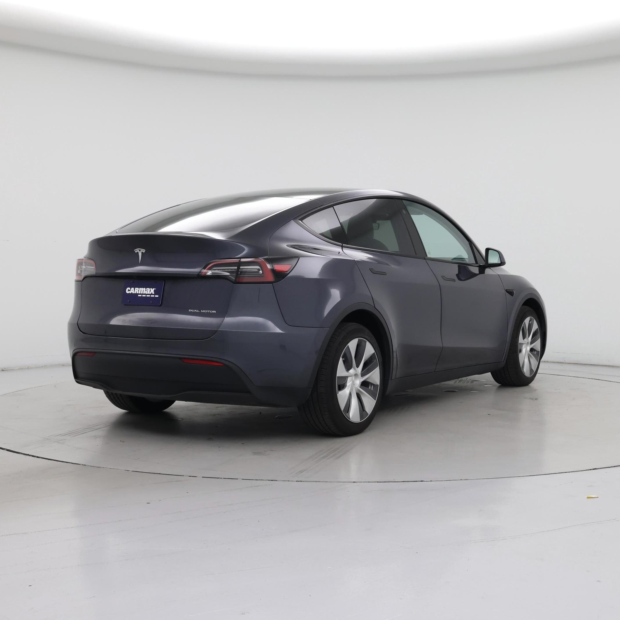 Thumbnail: 2022 Tesla Model Y - 8