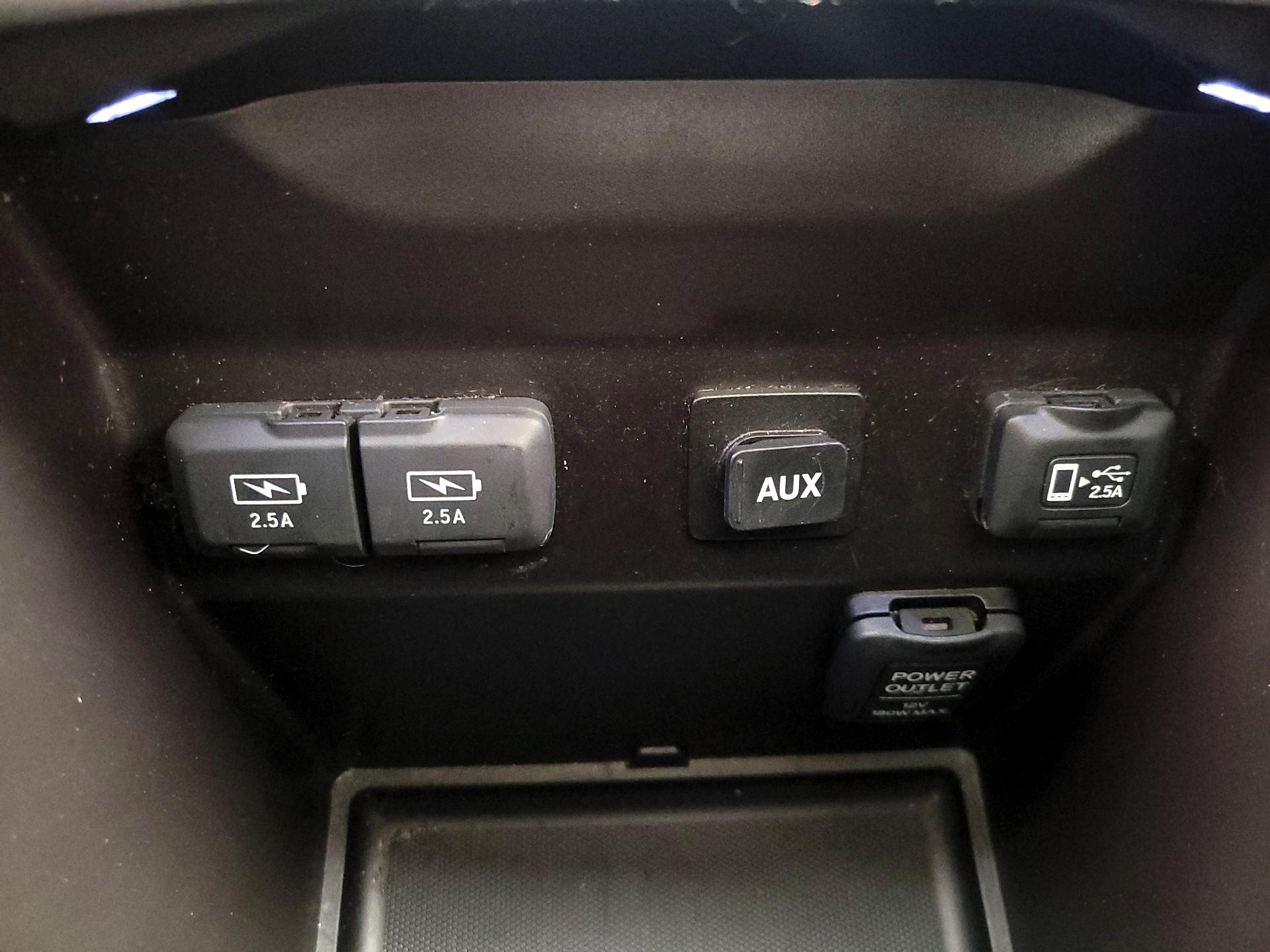 Thumbnail: 2020 Acura MDX - 18
