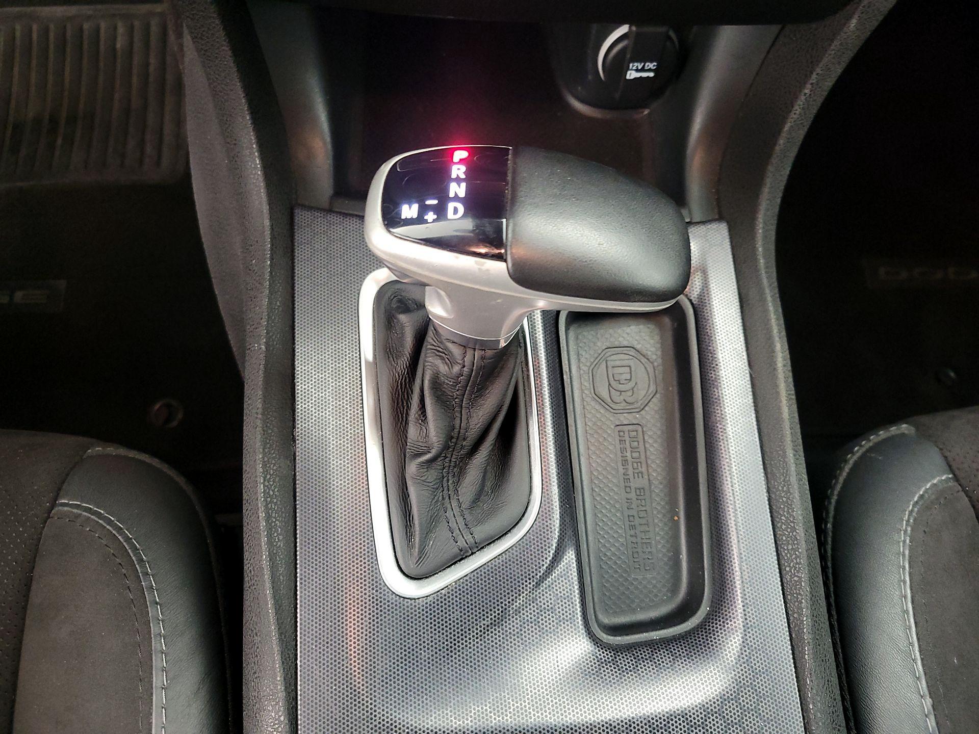 Thumbnail: 2016 Dodge Charger - 17