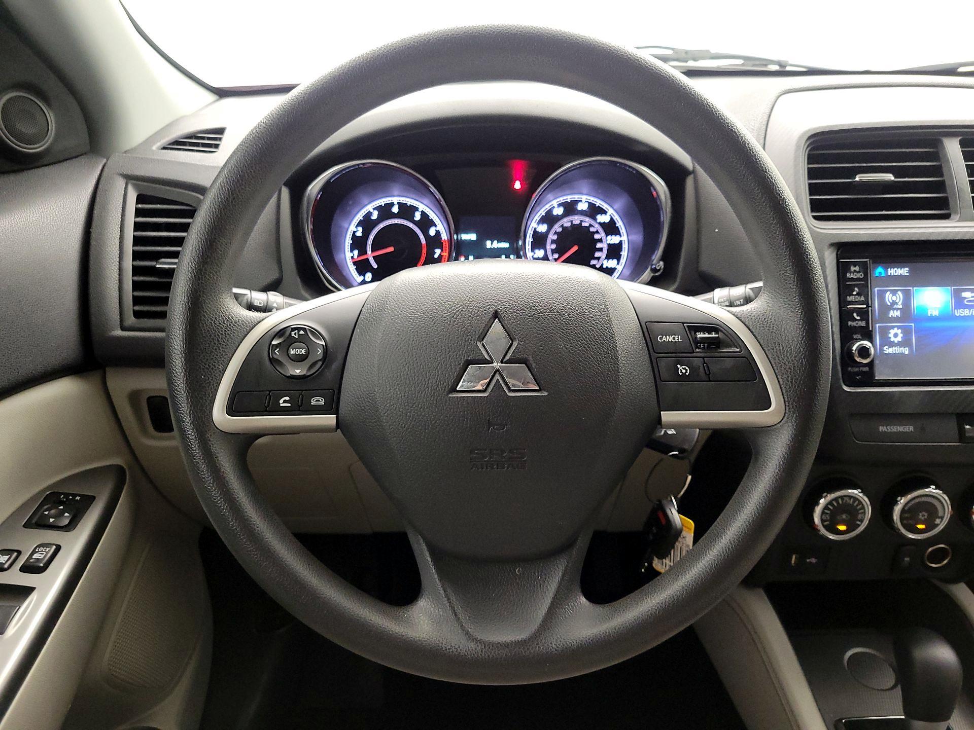 Thumbnail: 2019 Mitsubishi Outlander Sport - 10