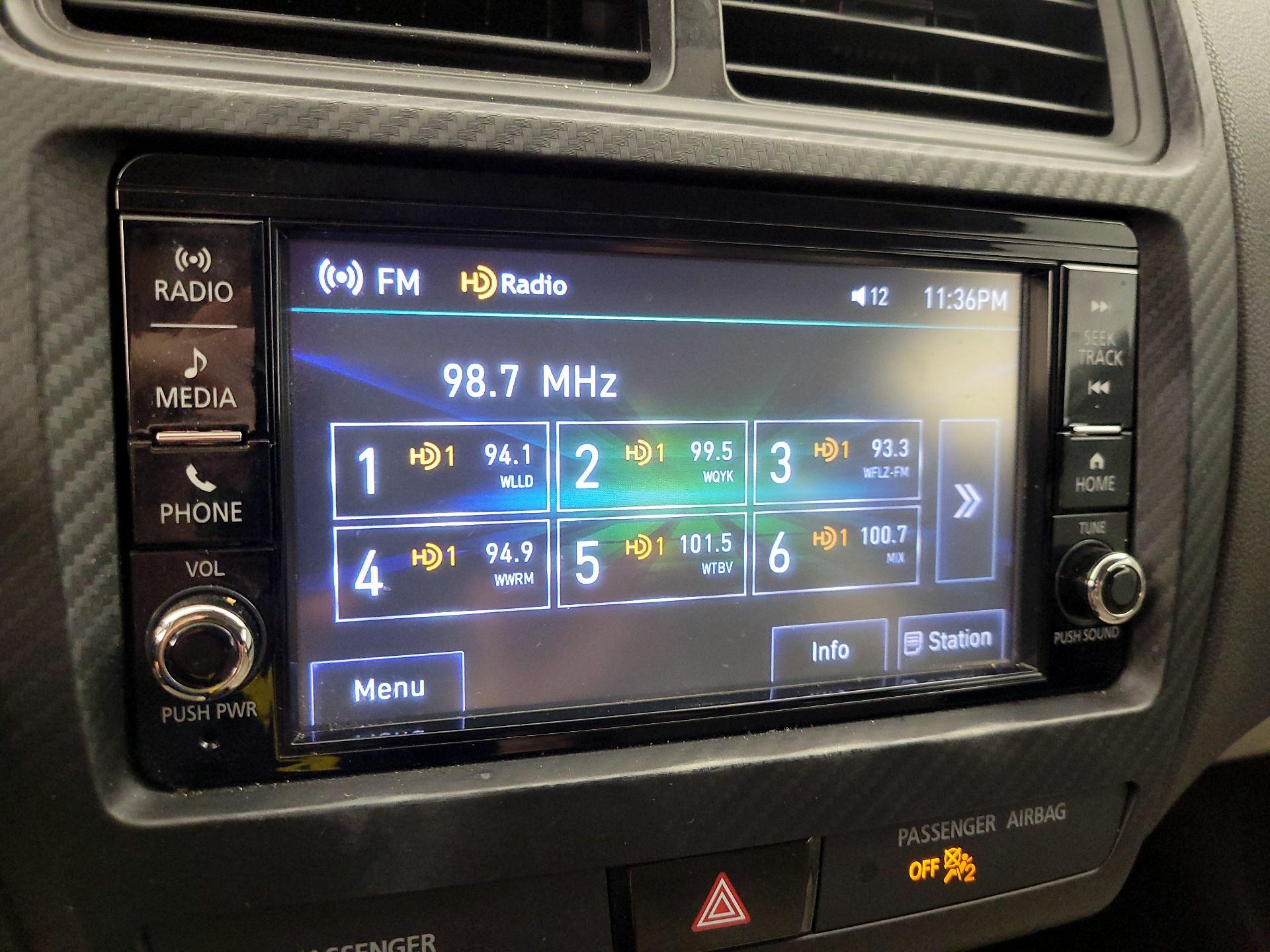 Thumbnail: 2019 Mitsubishi Outlander Sport - 14